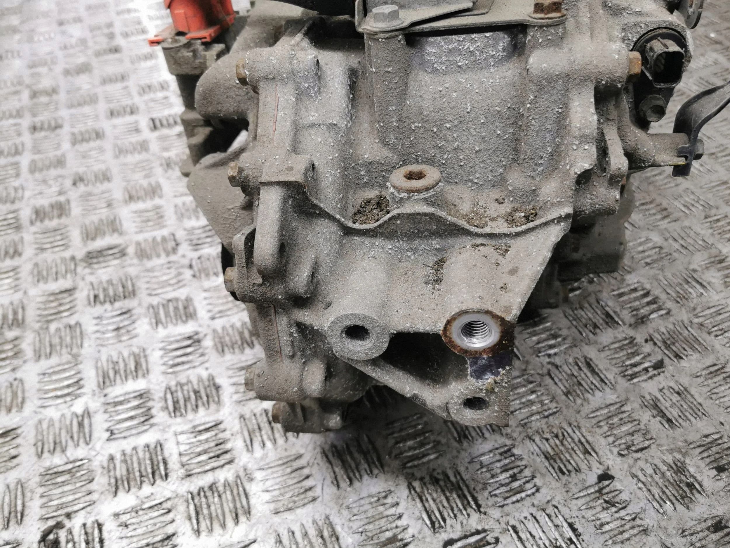 Diferencial trasero Toyota Rav 4 (XA50) 21JTR1 usado 5