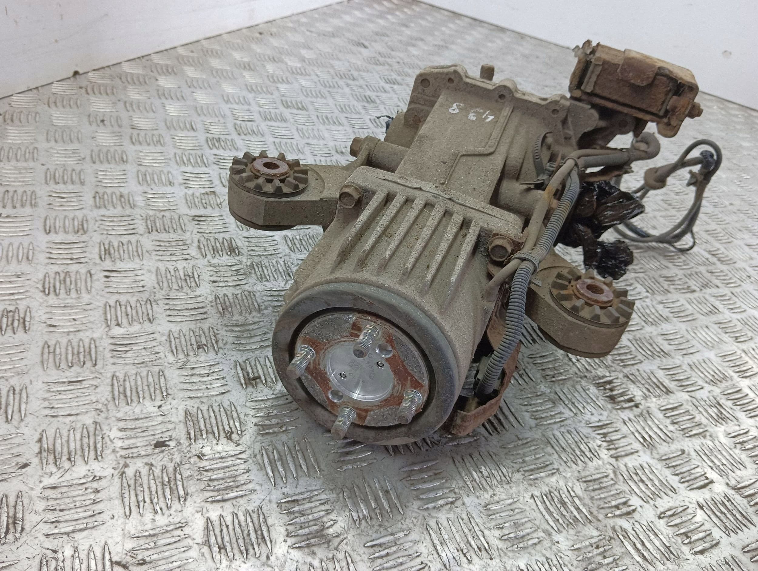 Diferencial trasero Peugeot 4007 T01GS3599 usado 6