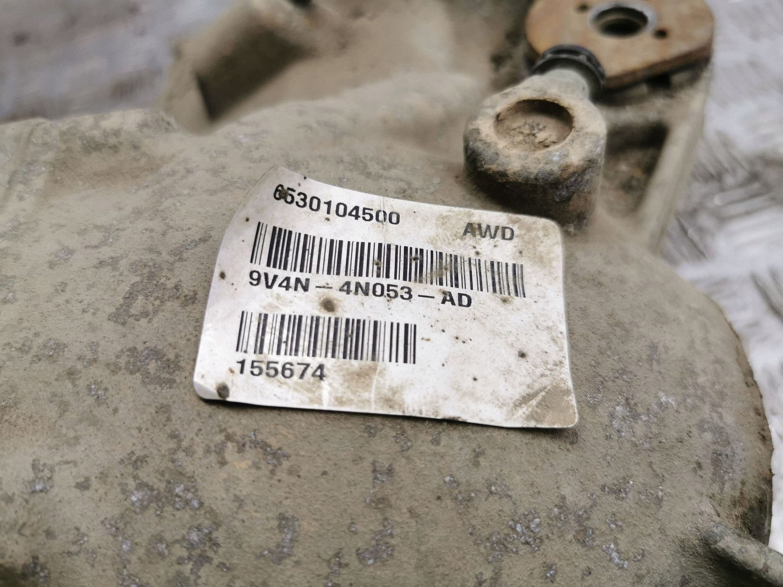 Diferencial trasero Ford Kuga I 9V4N4N053AD usado 2