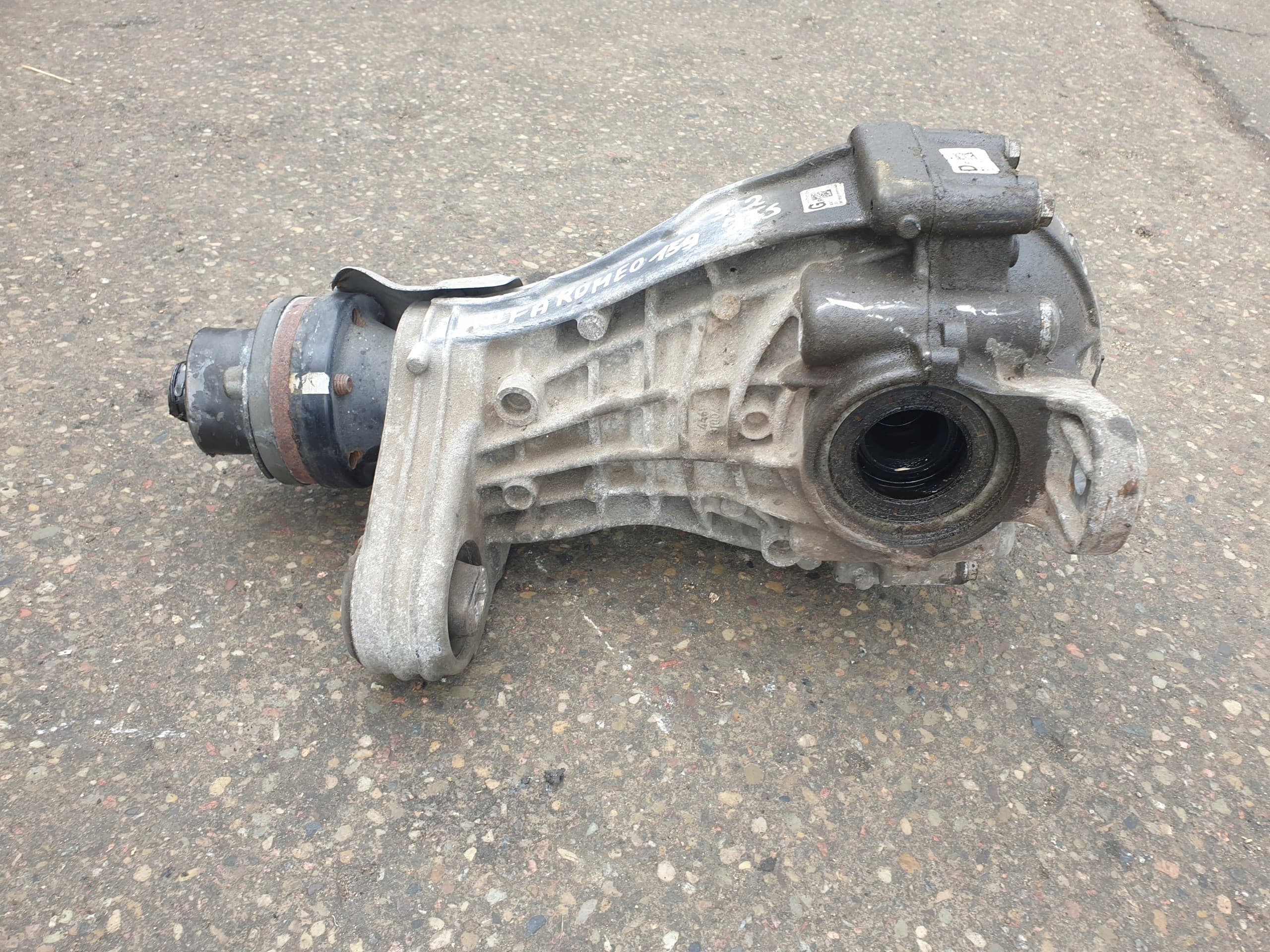 Puente diferencial trasero Alfa Romeo 159 3.2 Jts usado 7