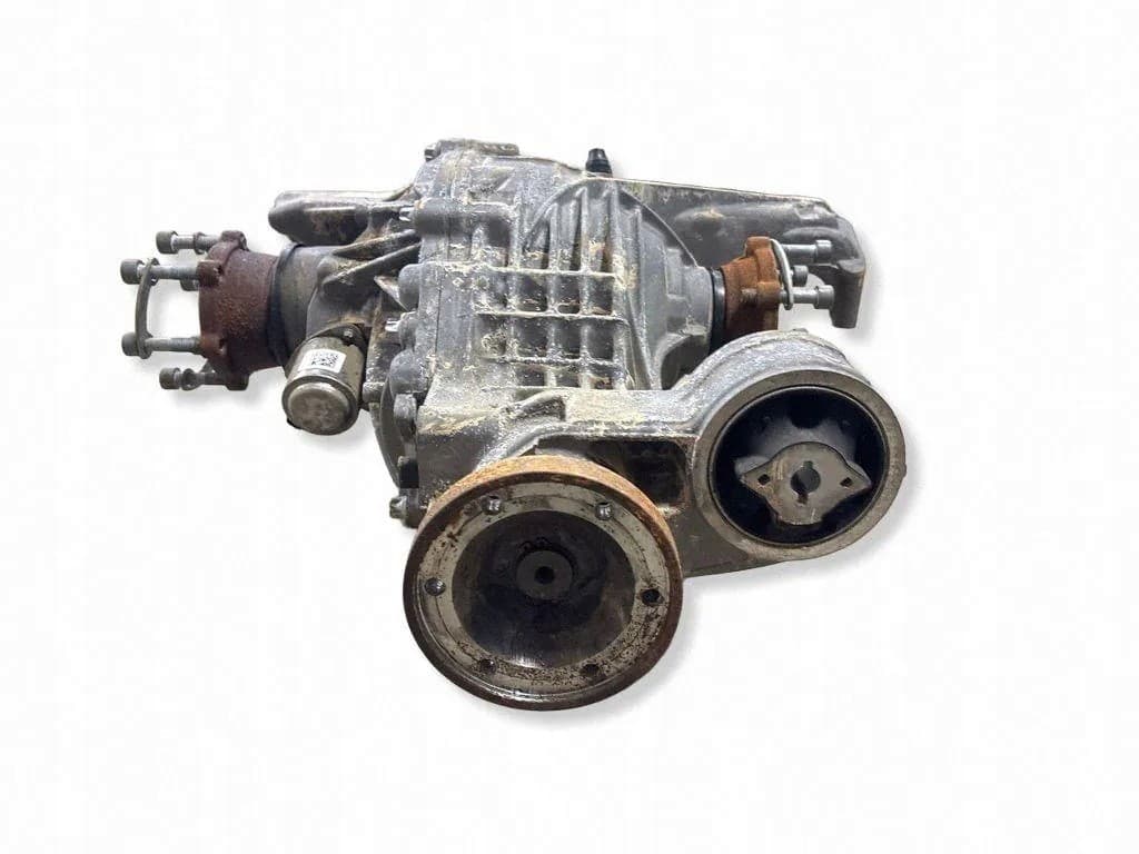 Reductor trasero Audi Q5 (FY) 09R500043 2.0L híbrido 195kW 2024 usado 4
