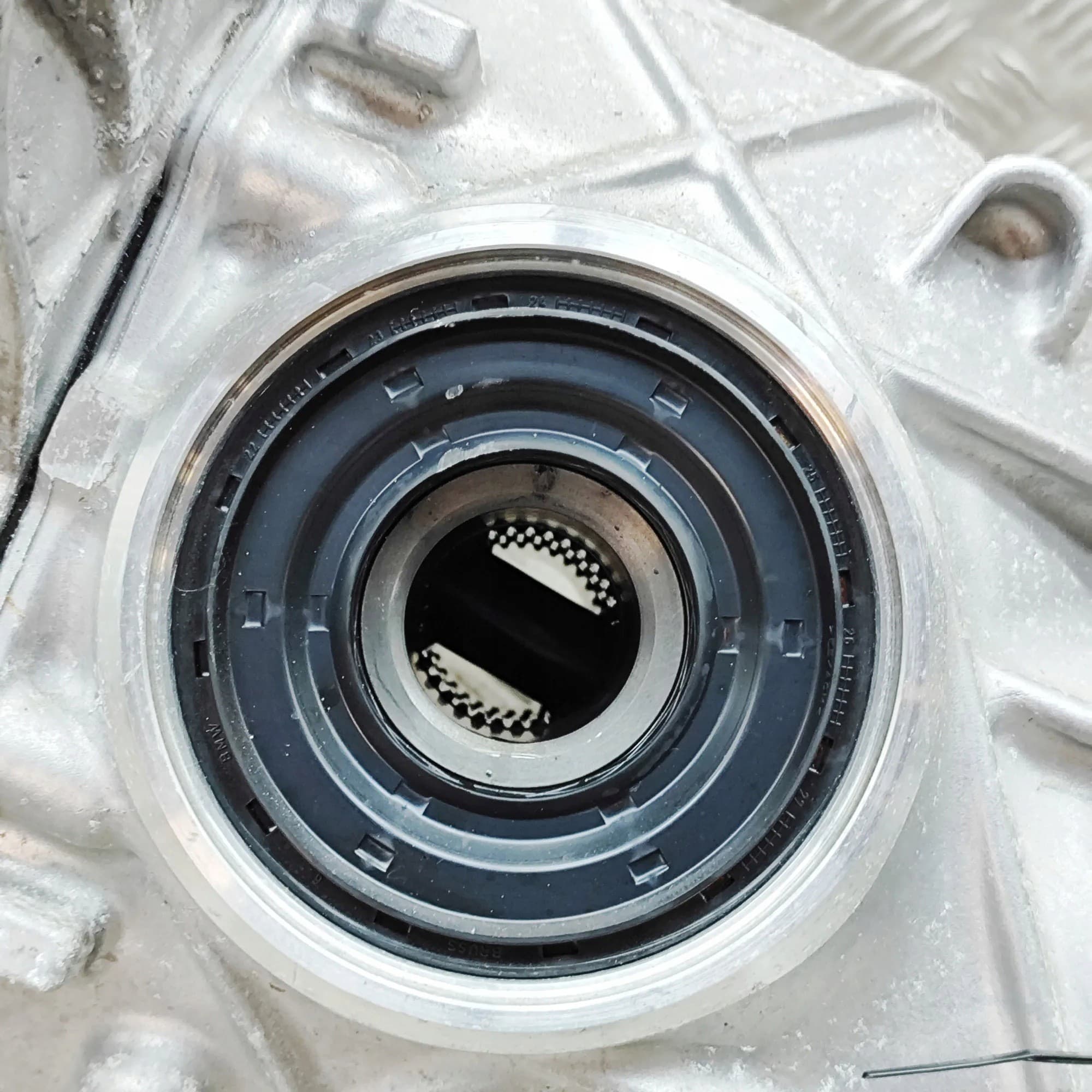 Reductor trasero BMW X6 (G06) 8839460 37682207 3.0L 250 kW 2023 usado 6