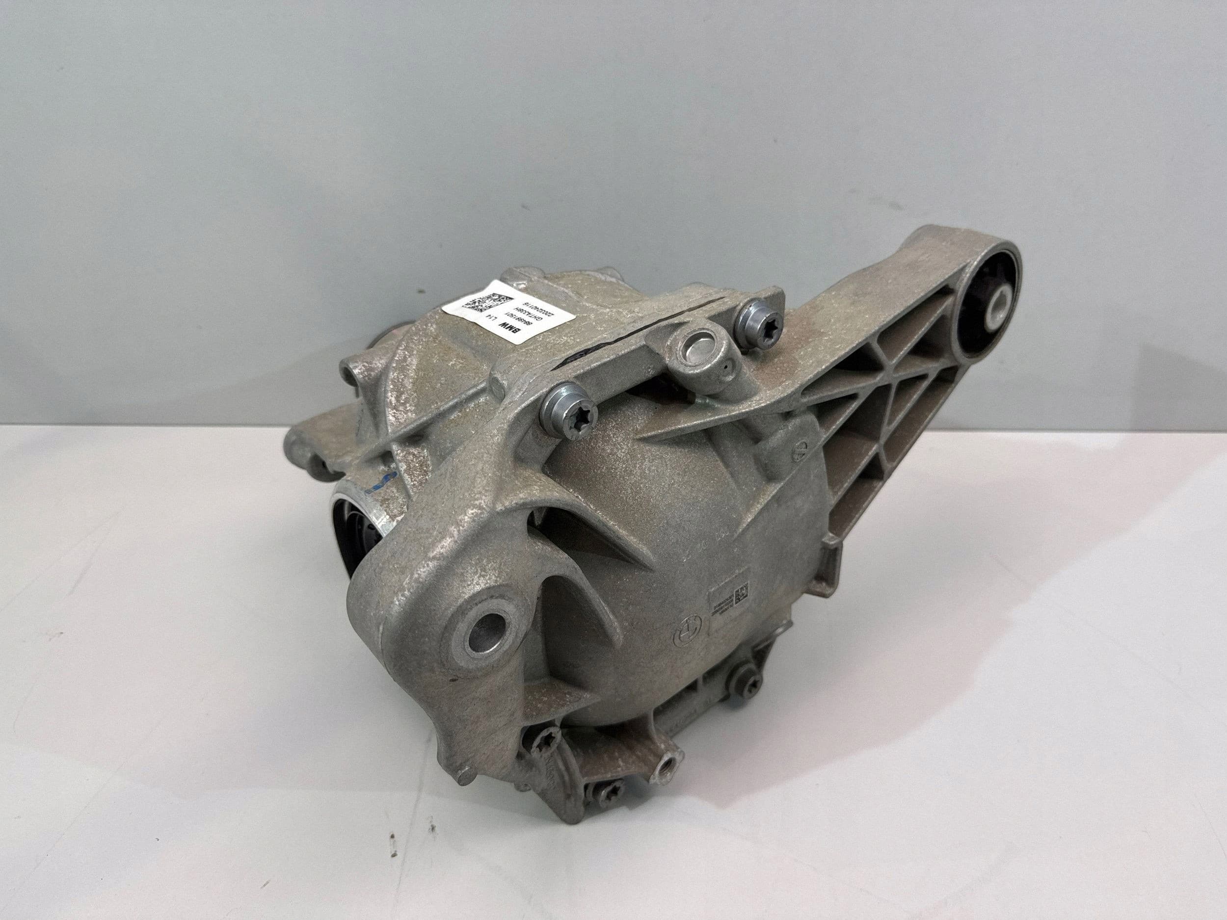 Diferencial Trasero BMW X5 G05 X6 G06 8849915 2200 km usado 2
