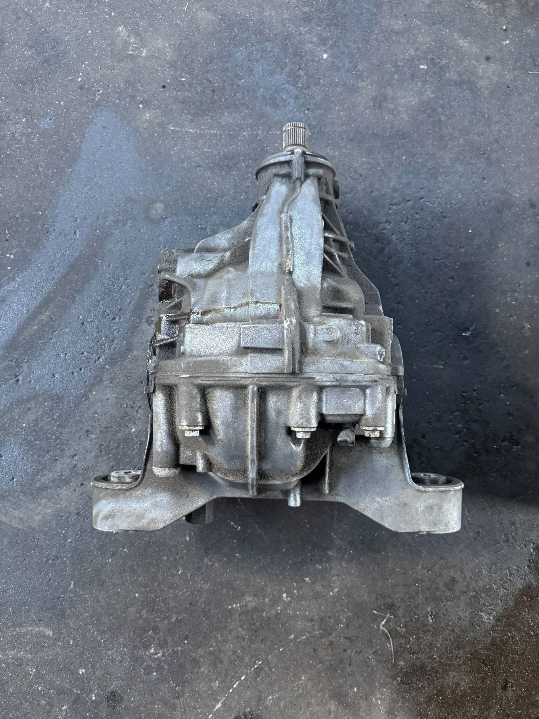 Puente trasero diferencial Porsche Cayenne 7P5 4.8 0BN525018F usado
