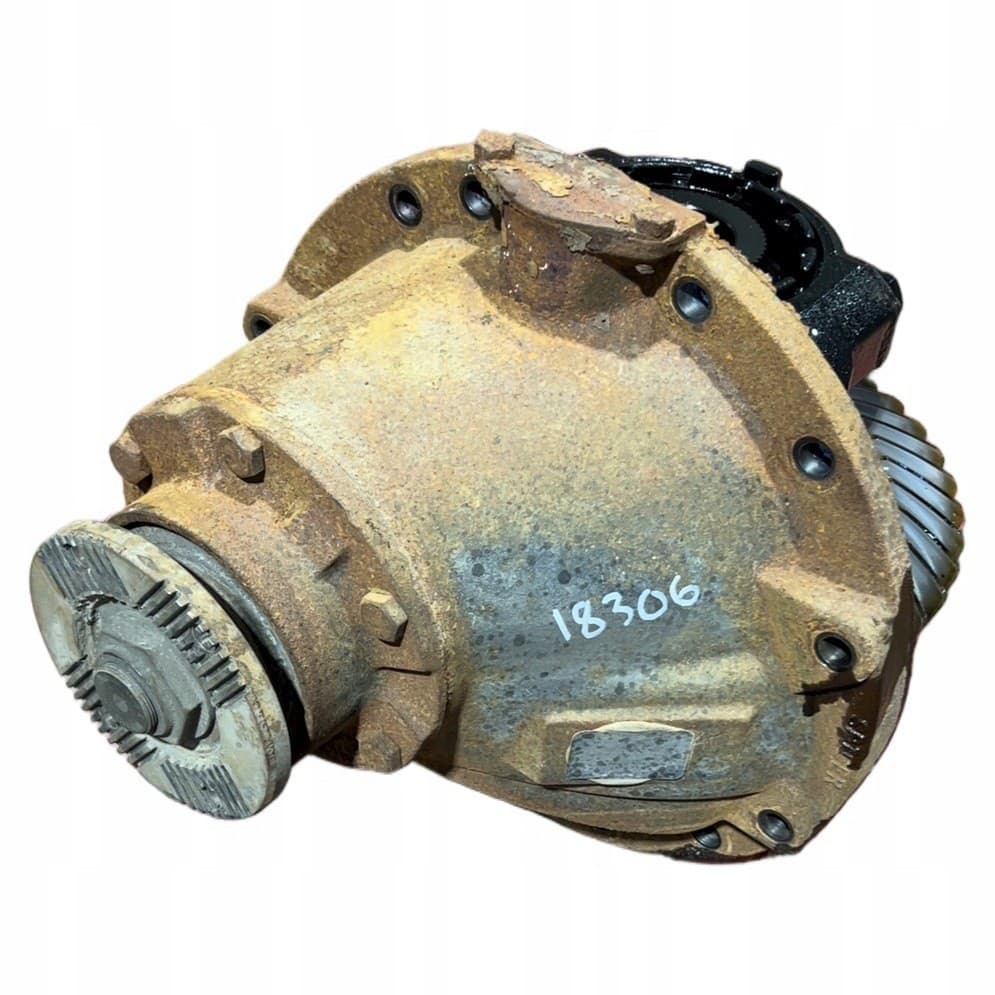 Diferencial Linkker 831247A para eje motriz usado 8