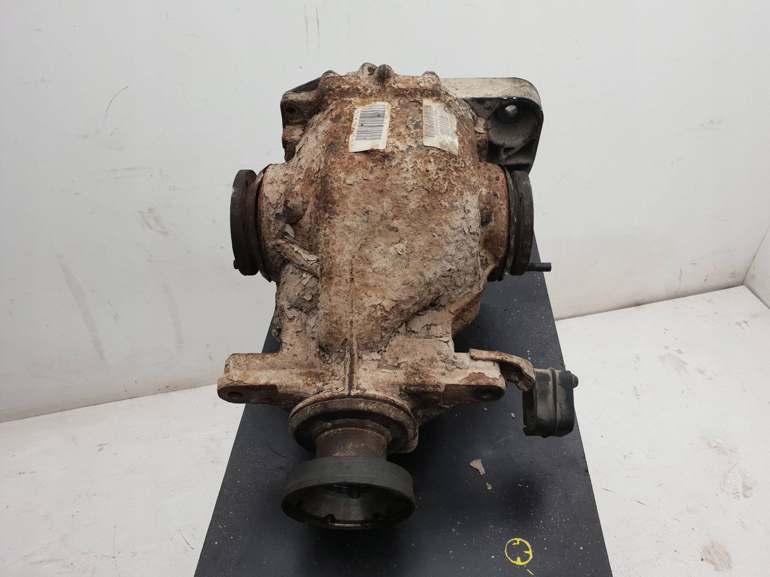 Diferencial Trasero BMW Serie 7 E65 E66 7532049 usado 7