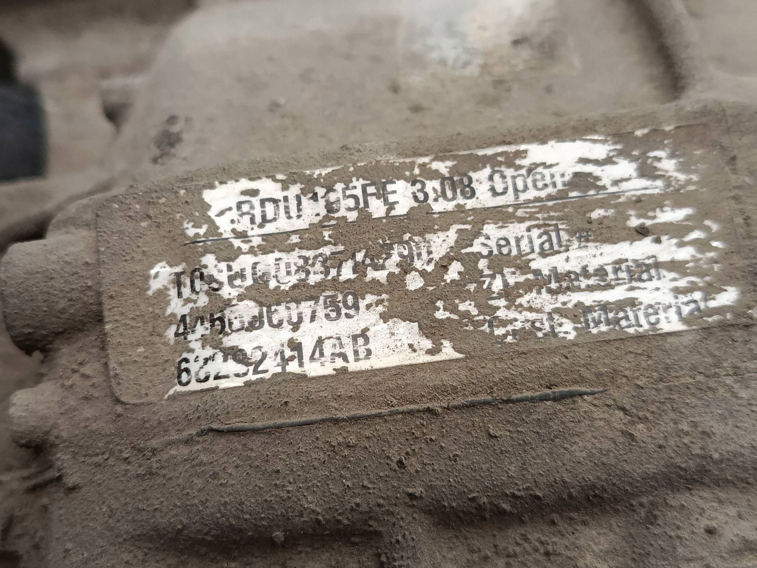 Diferencial trasero Dodge Challenger 4460060759 usado 6