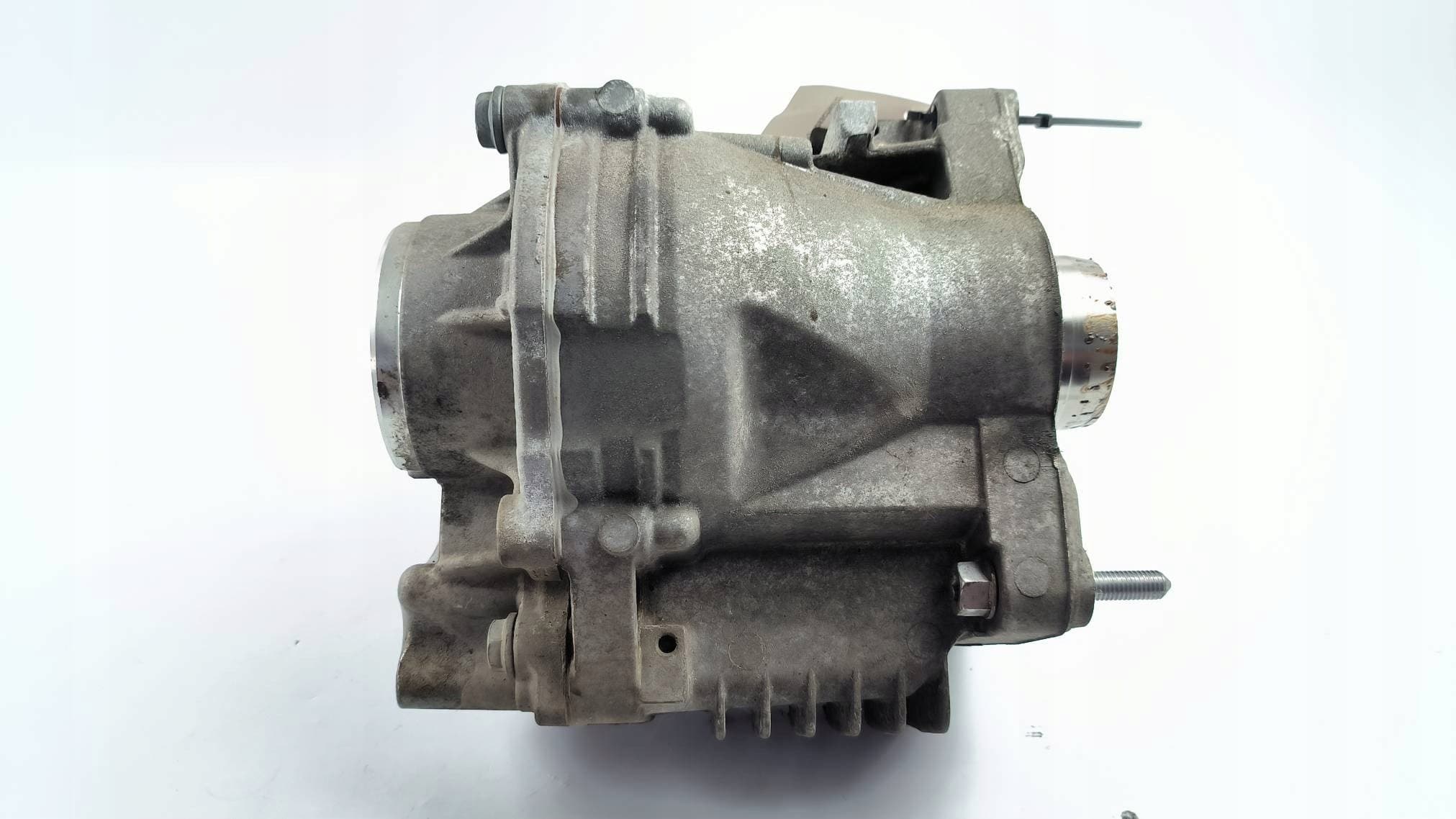 Diferencial delantero 0A6409053AP Audi Q3 II 83A usado 3