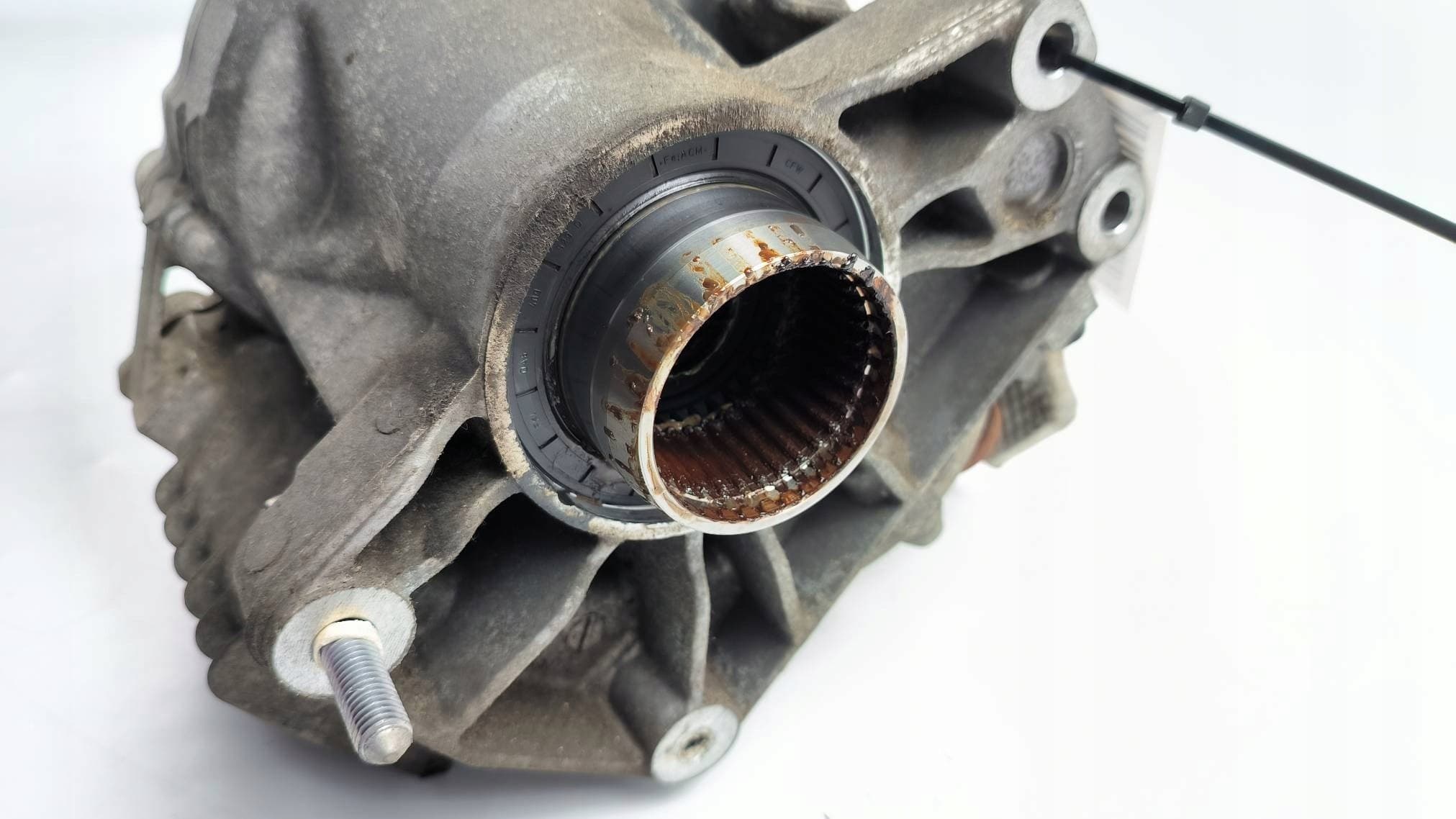 Diferencial delantero 0A6409053AP Audi Q3 II 83A usado 4