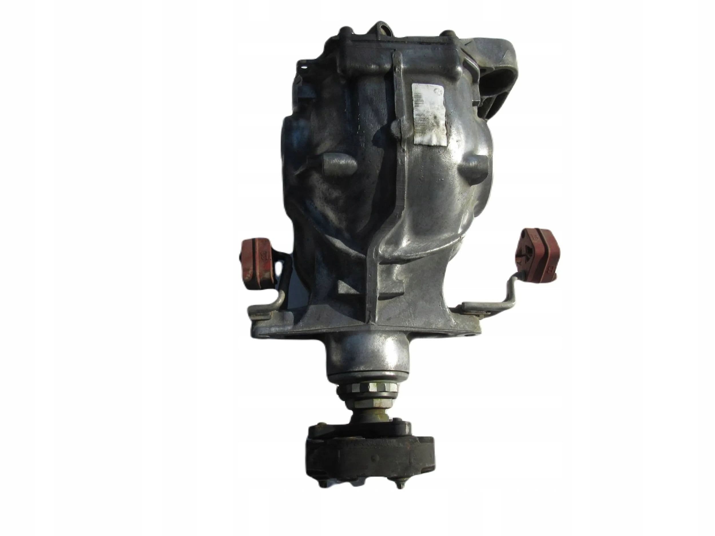 Puente diferencial trasero BMW 7 F01 F02 F03 F04 750 7573821 usado 3