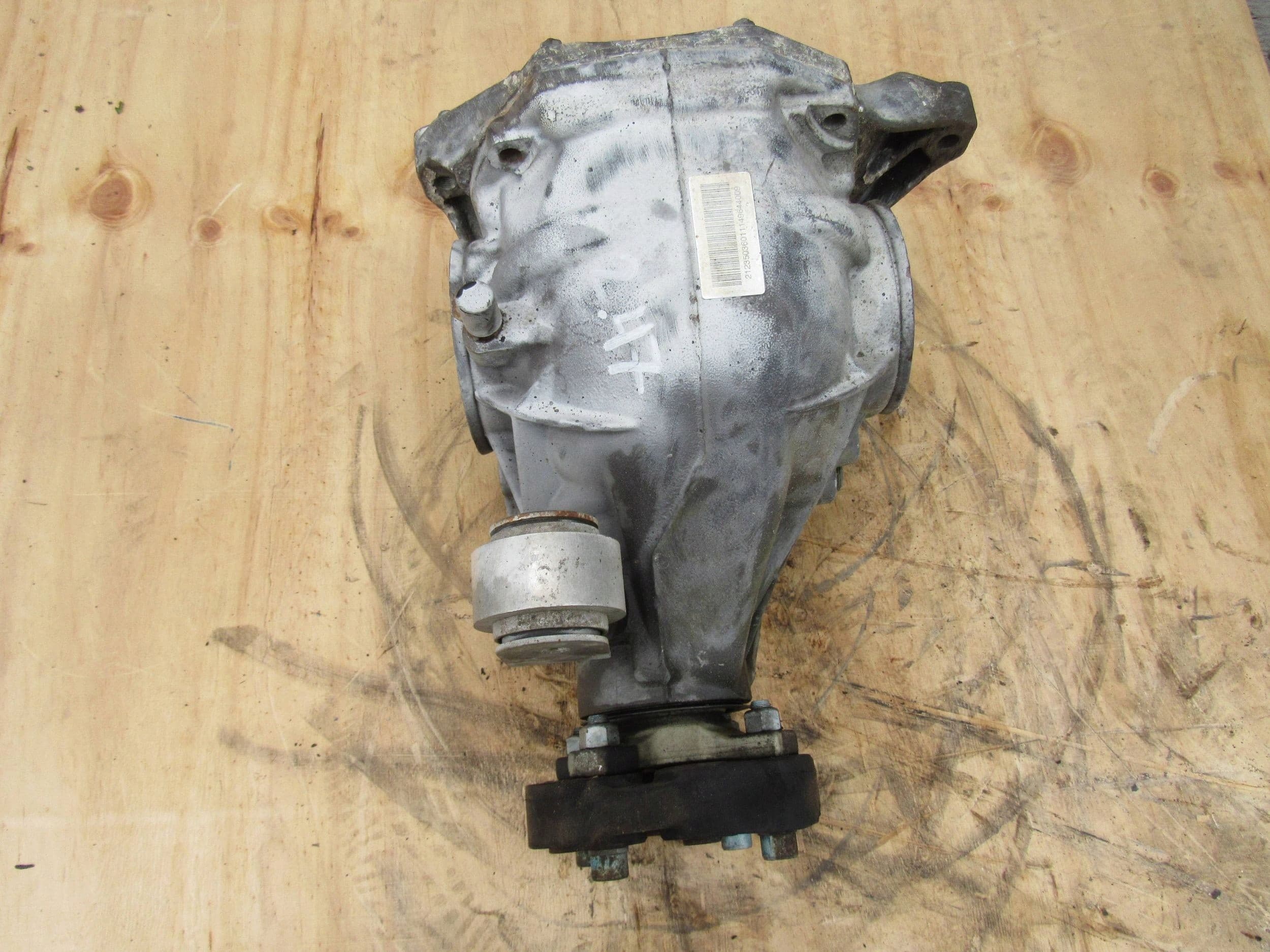 Diferencial Trasero Mercedes E W212 2.47 2123503601 usado 5