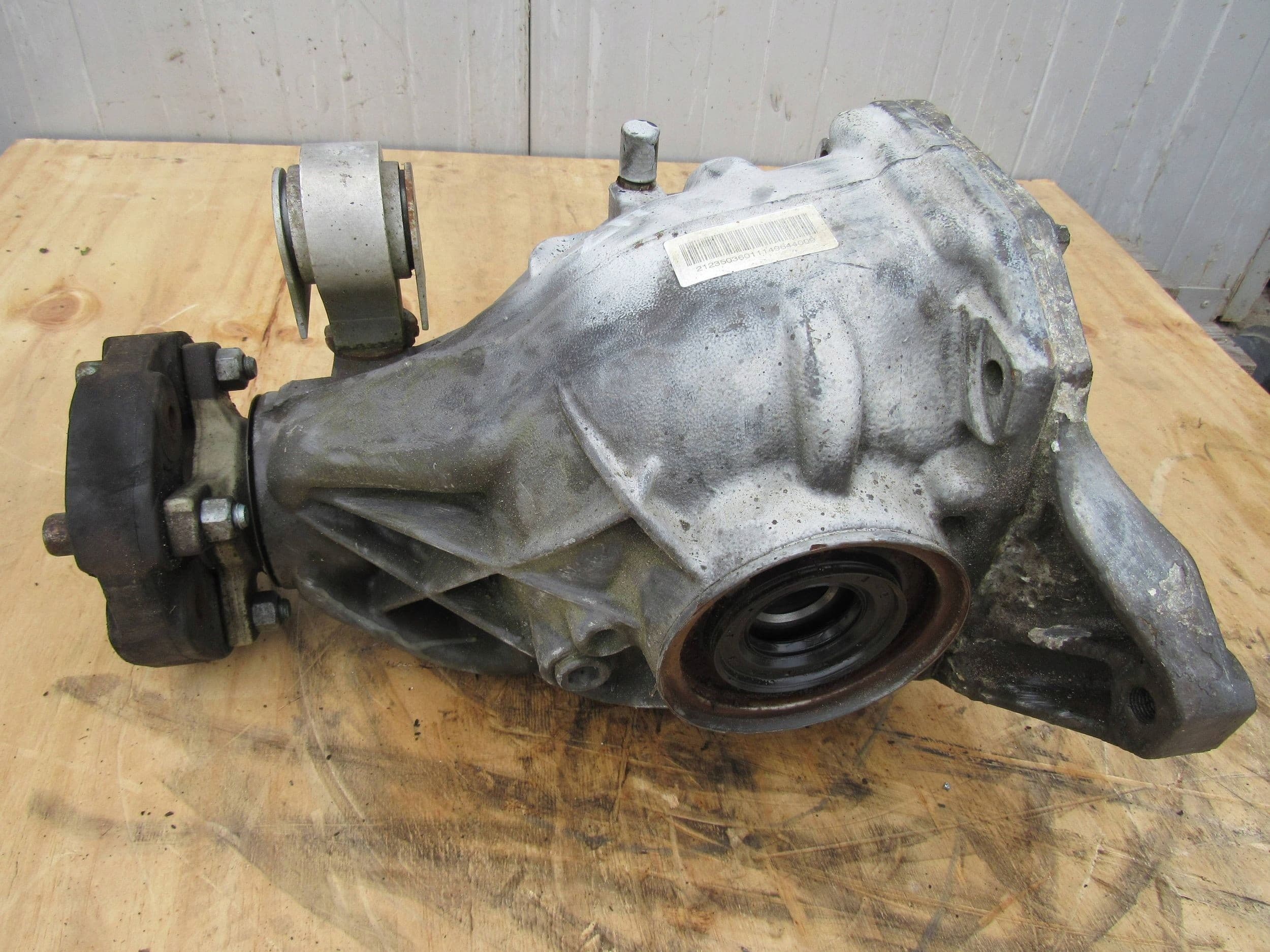 Diferencial Trasero Mercedes E W212 2.47 2123503601 usado 6