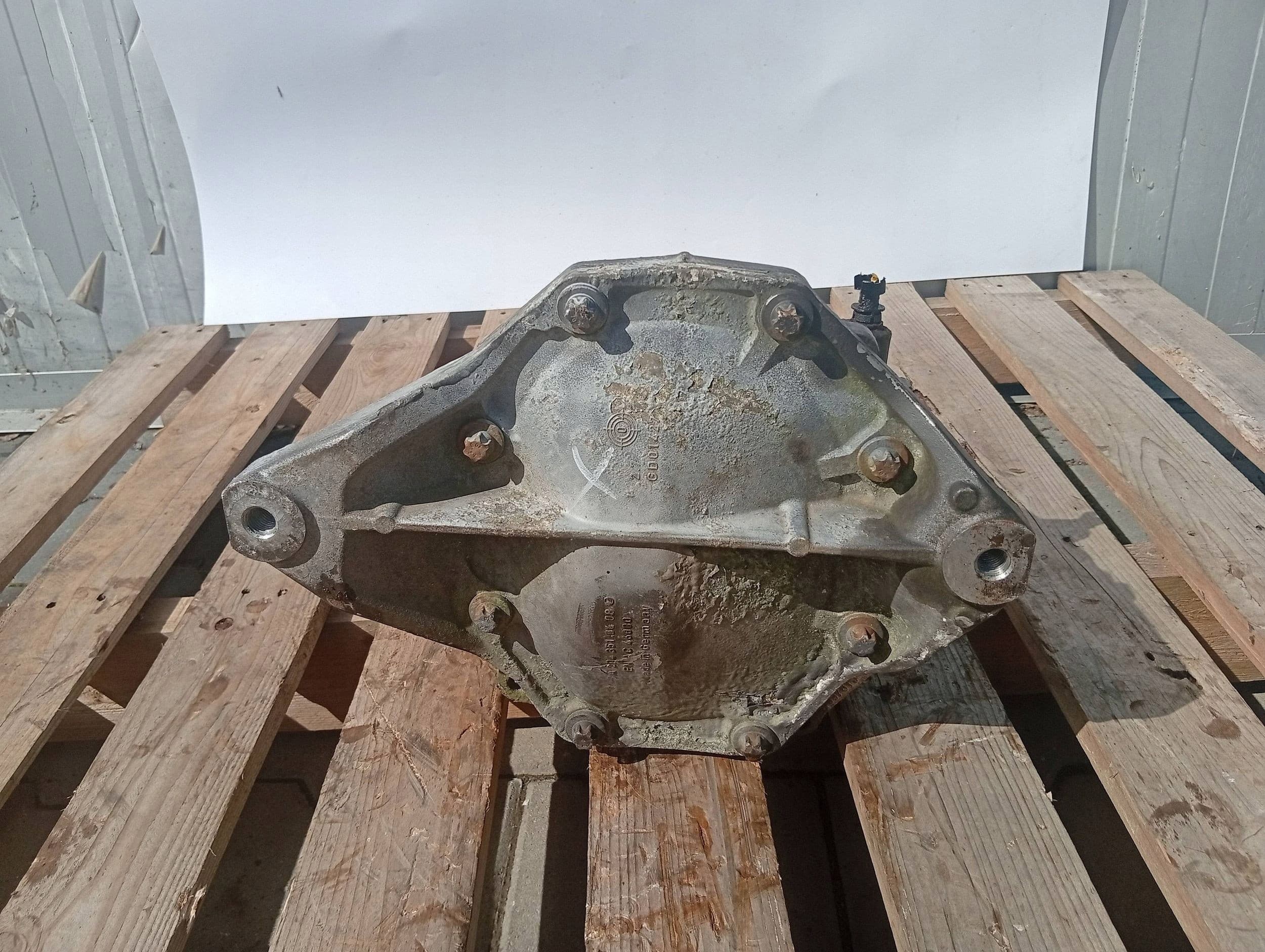 Diferencial trasero puente Mercedes E W212 3.07 2043510408 usado 4