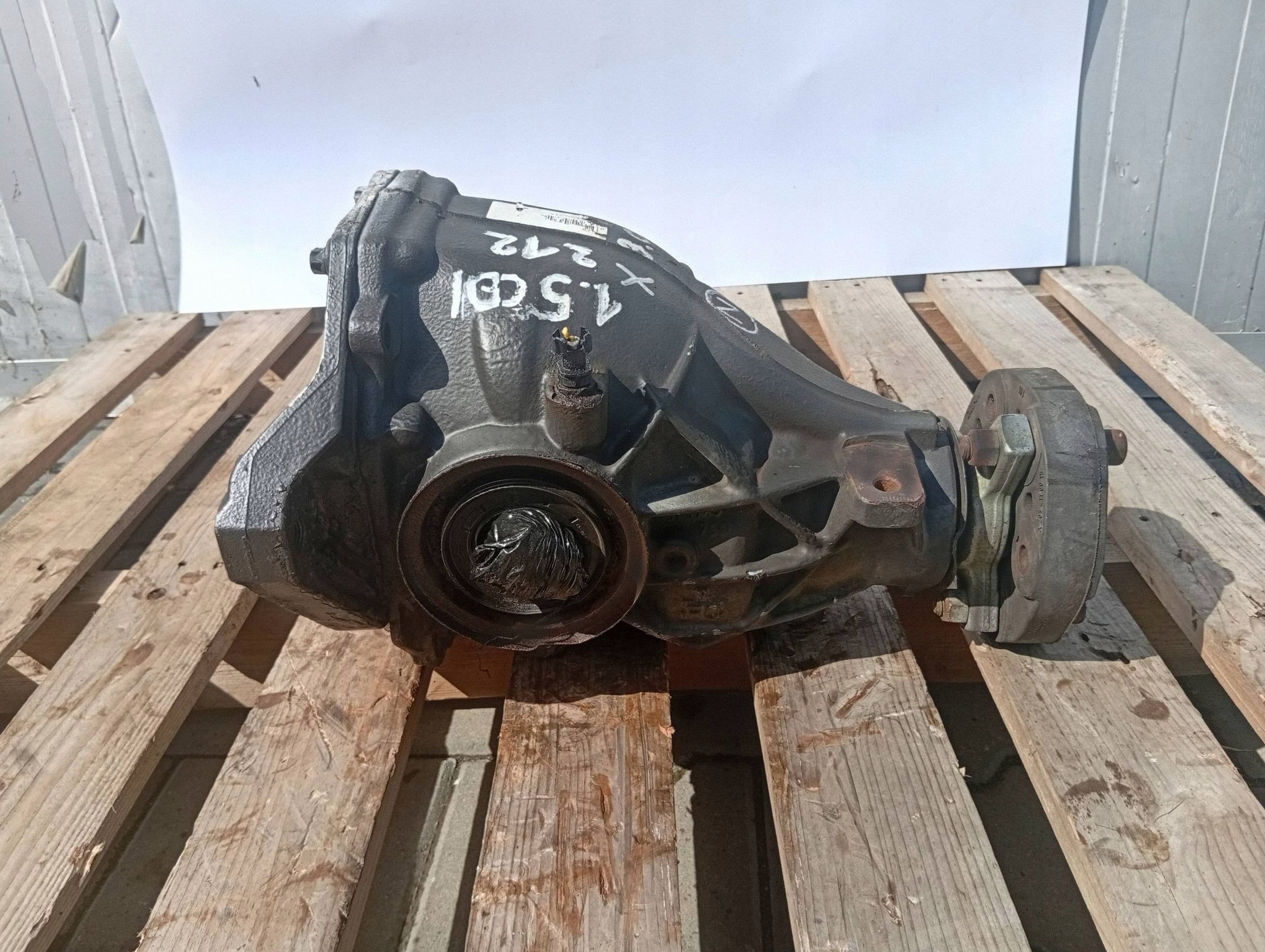 Diferencial trasero puente Mercedes E W212 3.07 2043510408 usado 5