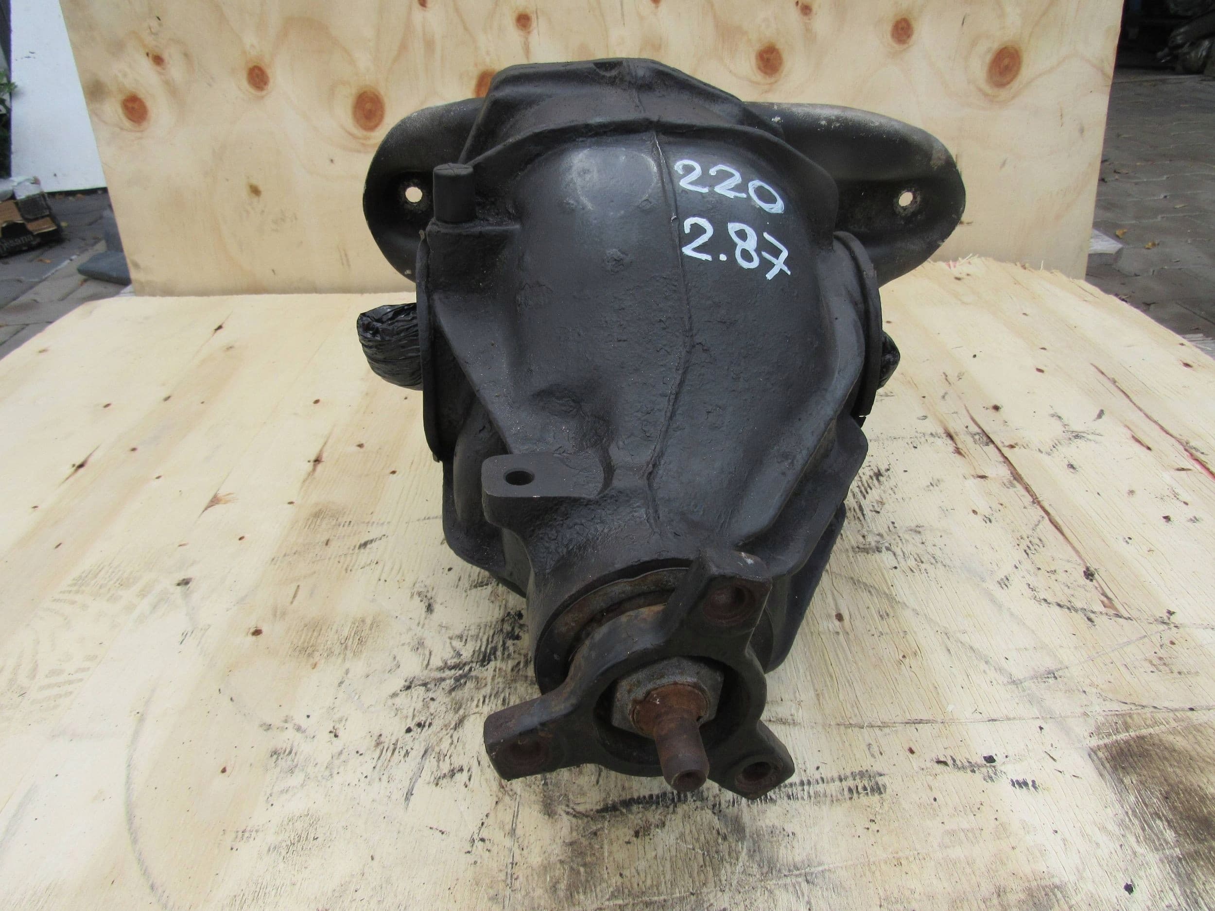 Diferencial trasero Mercedes S W220 2.87 1403513808 usado 2