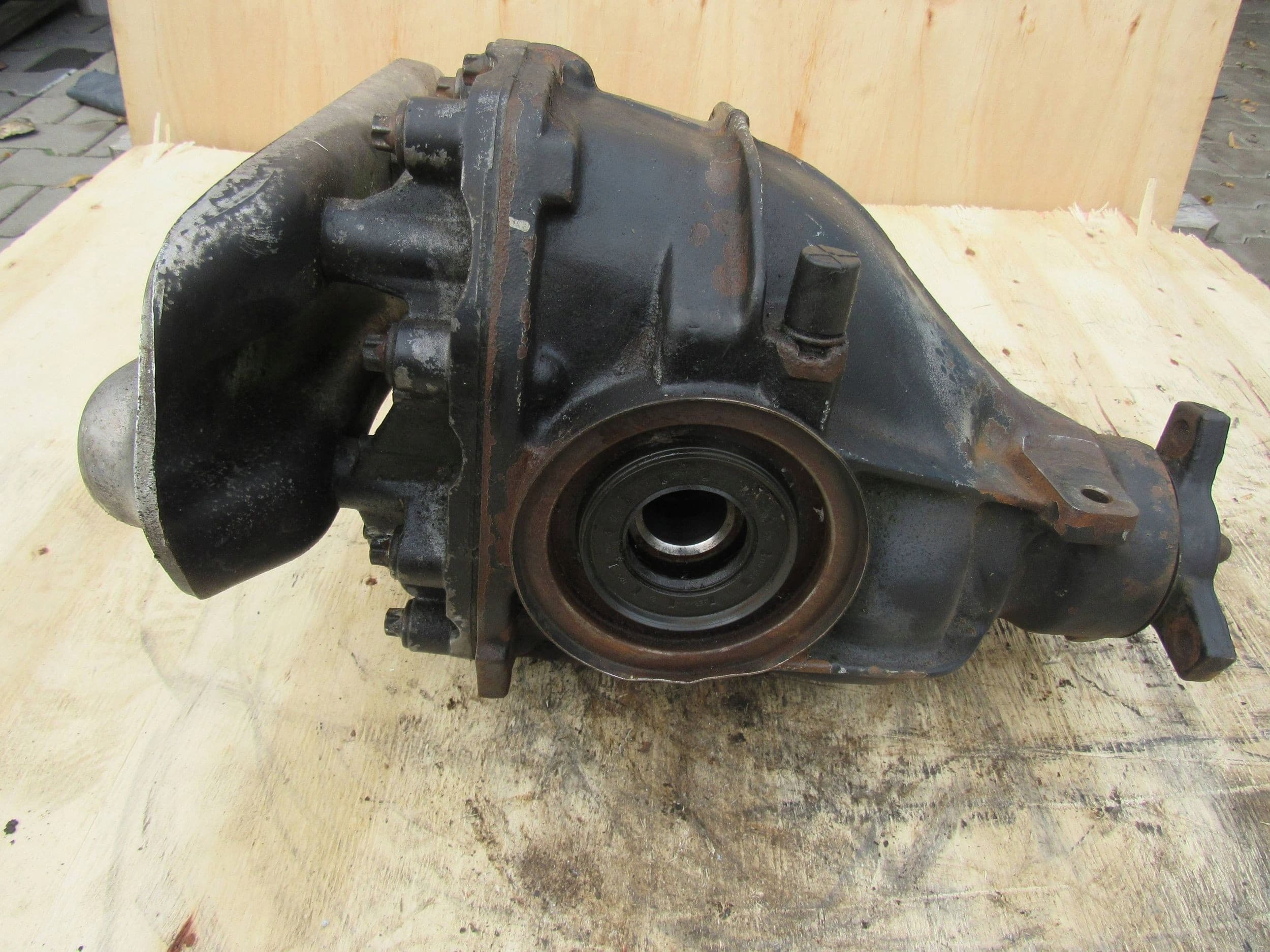 Diferencial trasero Mercedes S W220 2.82 2203510405 usado 4