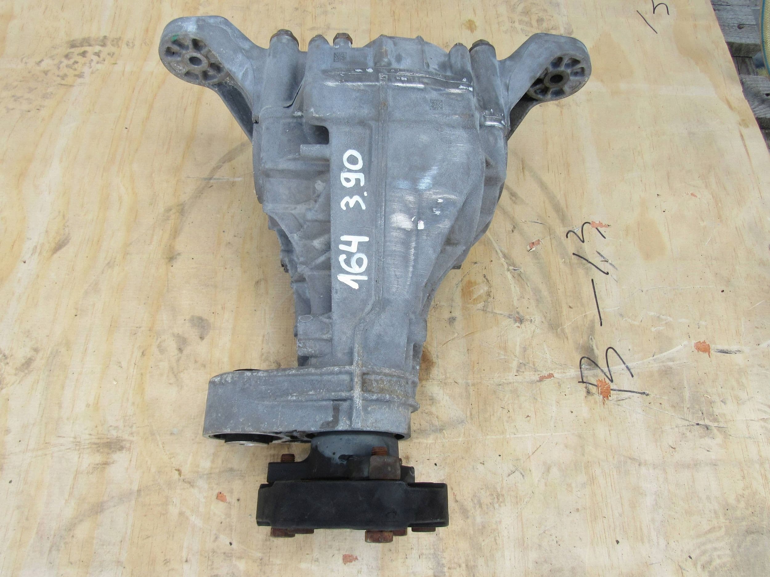 Diferencial trasero Mercedes ML W164 3.90 1643501014 usado 2