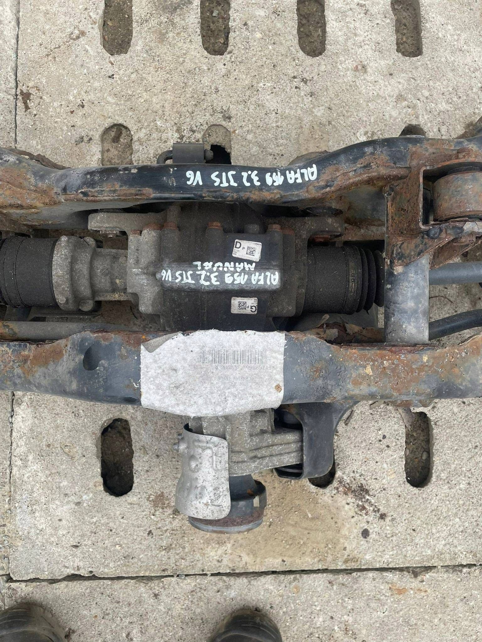 Puente diferencial Alfa Romeo 159 3.2 V6 Jts 4460310043 usado 4