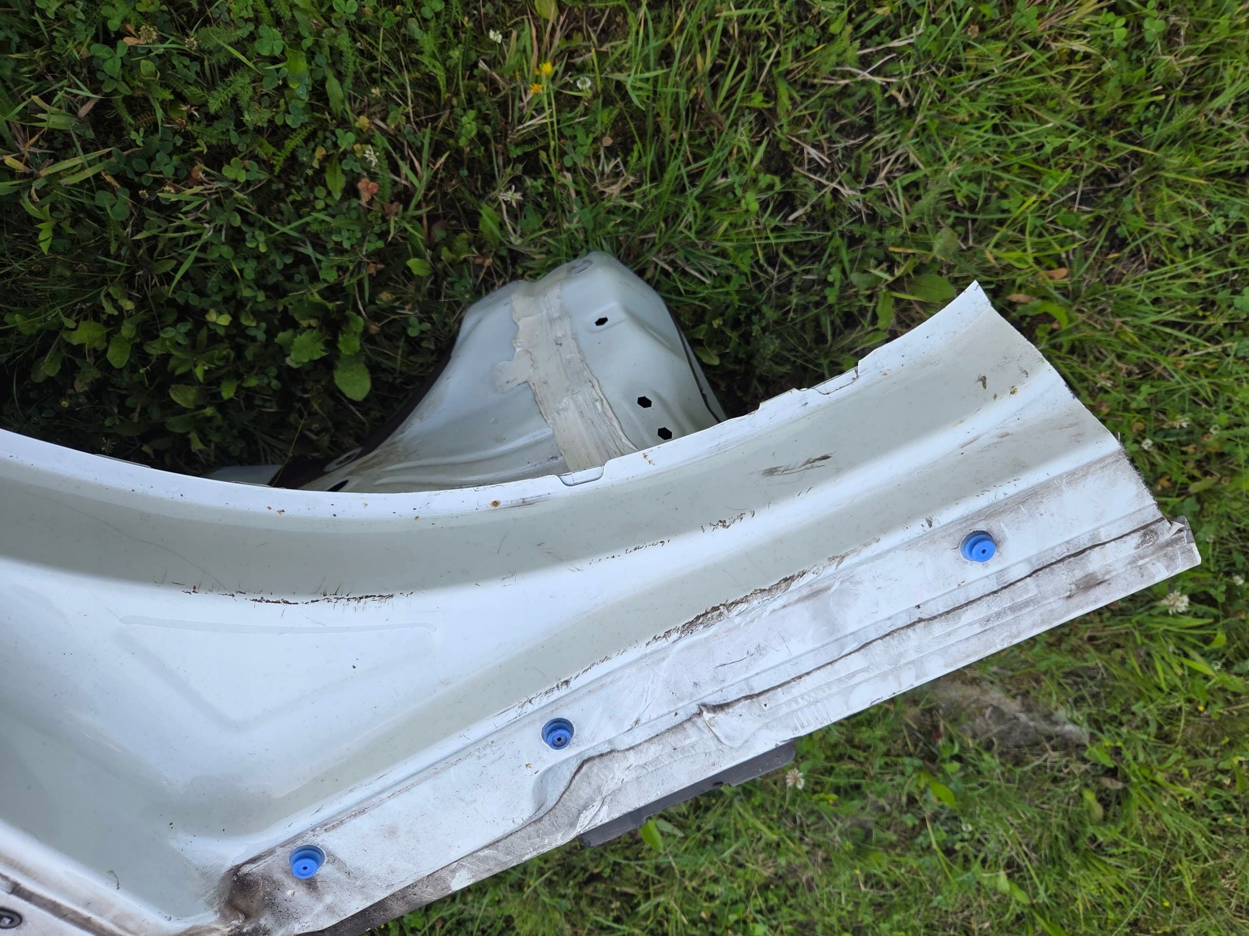 Aleta Trasera Derecha Blanco Perla Qab Infiniti Q30 QX30 usado 11