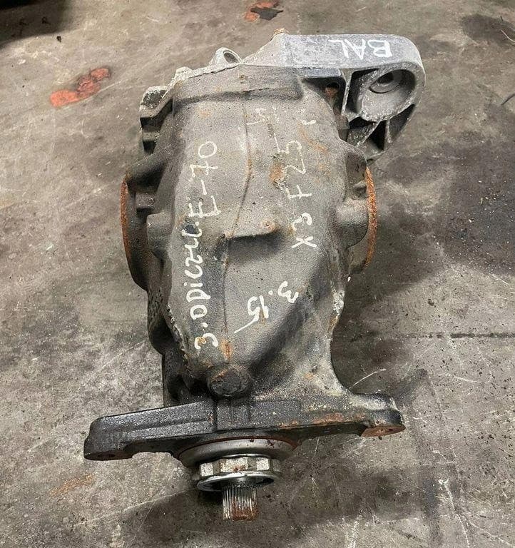 Reductor trasero BMW X5 (E70) 756486702 gasolina 171kW 2009 usado 3