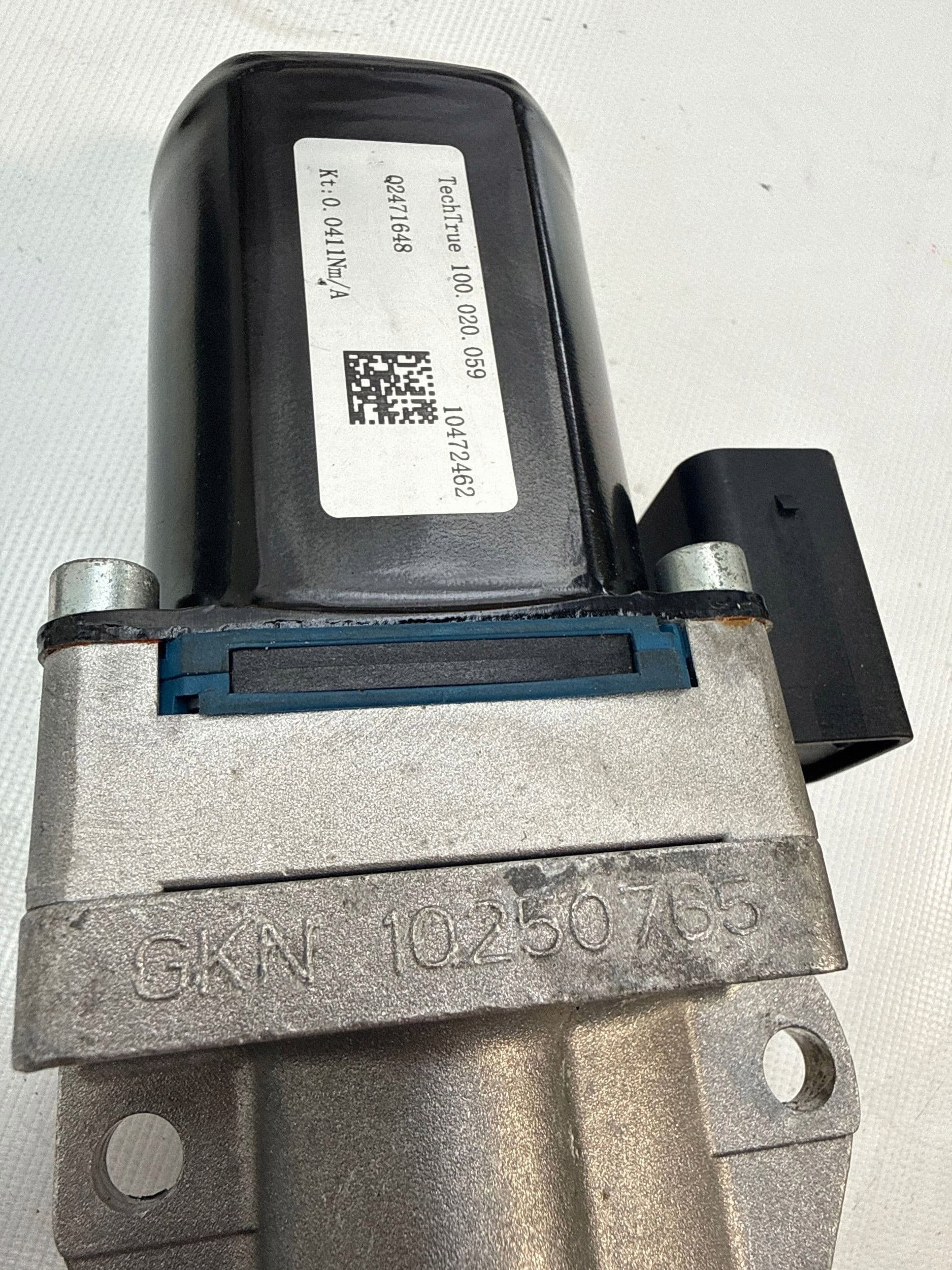 Diferencial delantero BMW M2 G87 10493324 usado 7