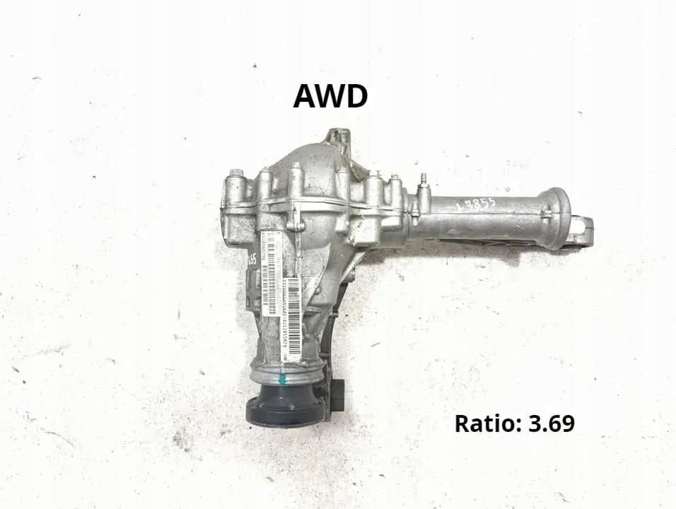 Reductor delantero Mercedes-Benz A1673305200 2022 usado
