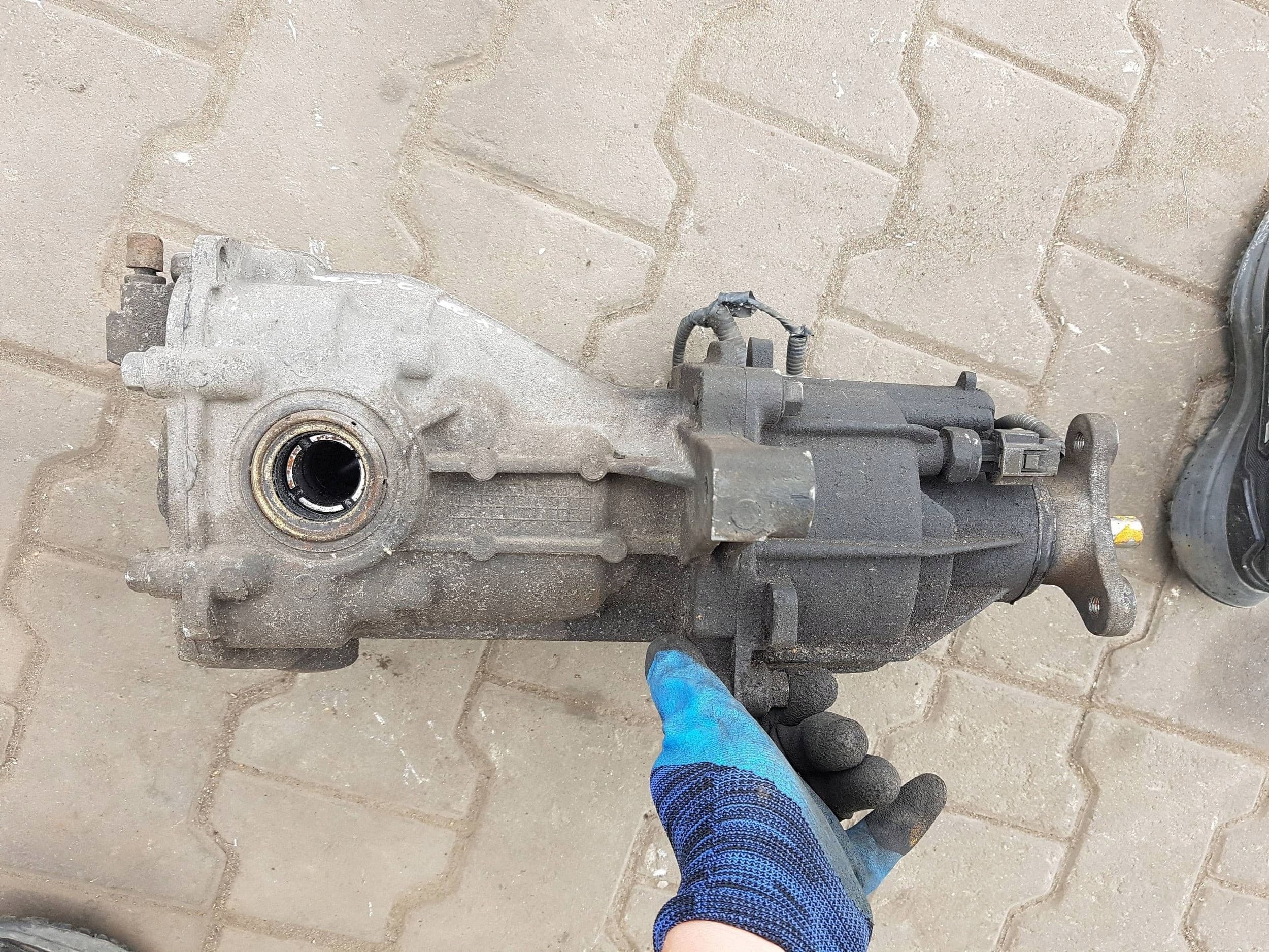Puente Diferencial Trasero Hyundai IX35 2.0 CRDI 2010-2015 usado 5