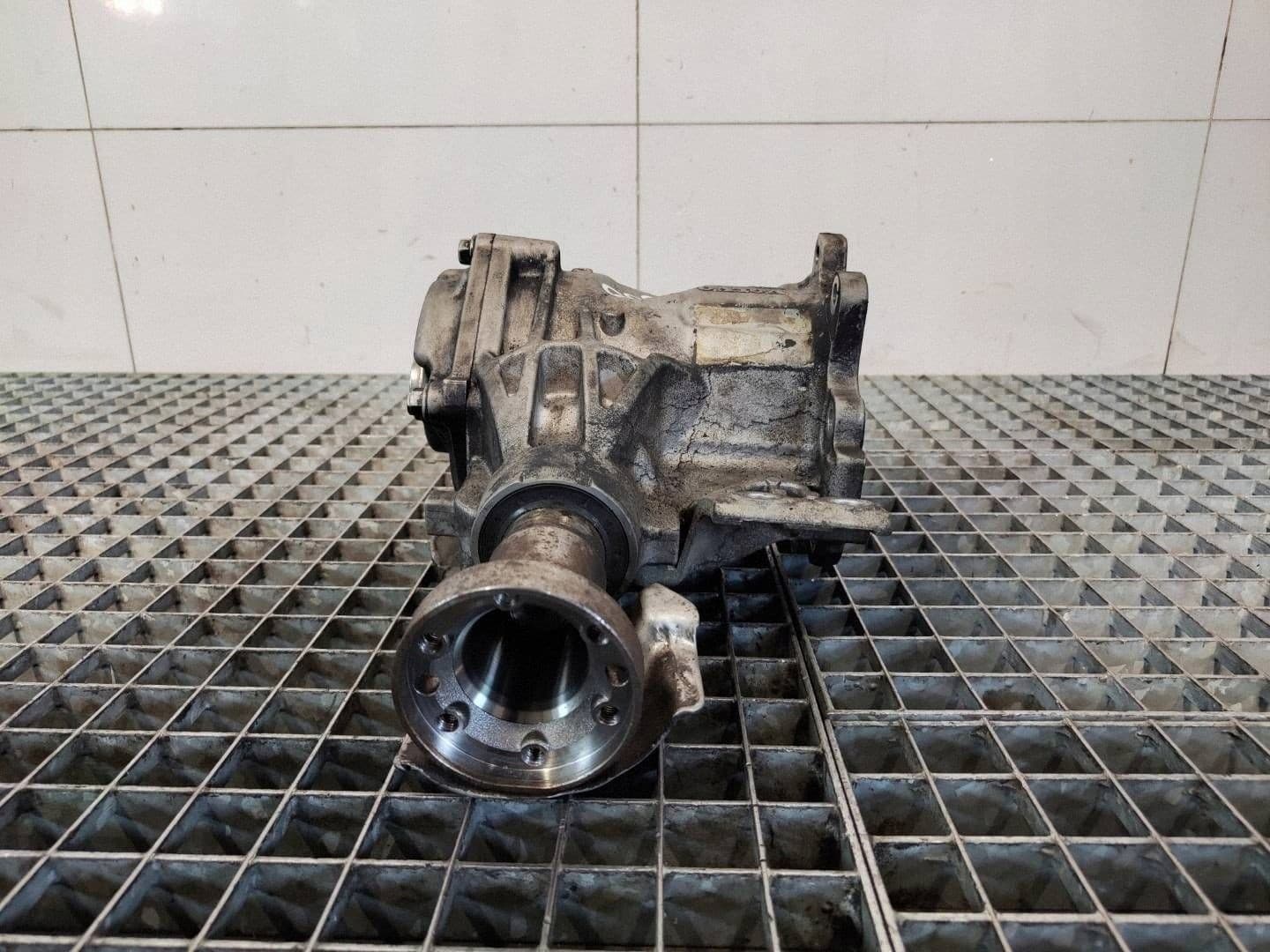 Puente diferencial delantero Volvo XC40 2.0D 31492988 usado 3