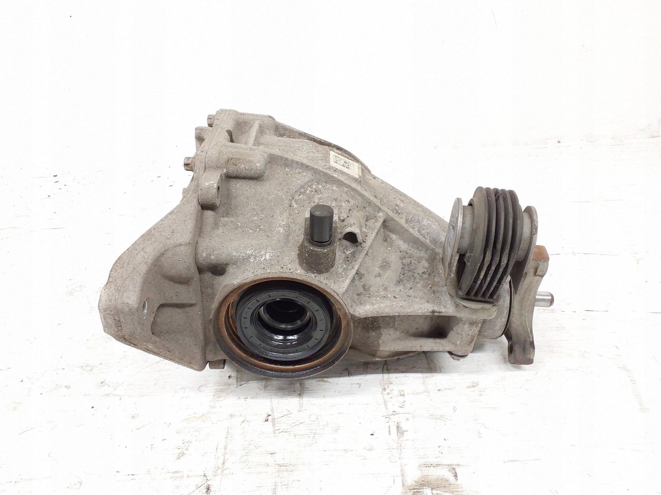 Diferencial trasero Mercedes-Benz C W205 2021 2053509527 usado 3