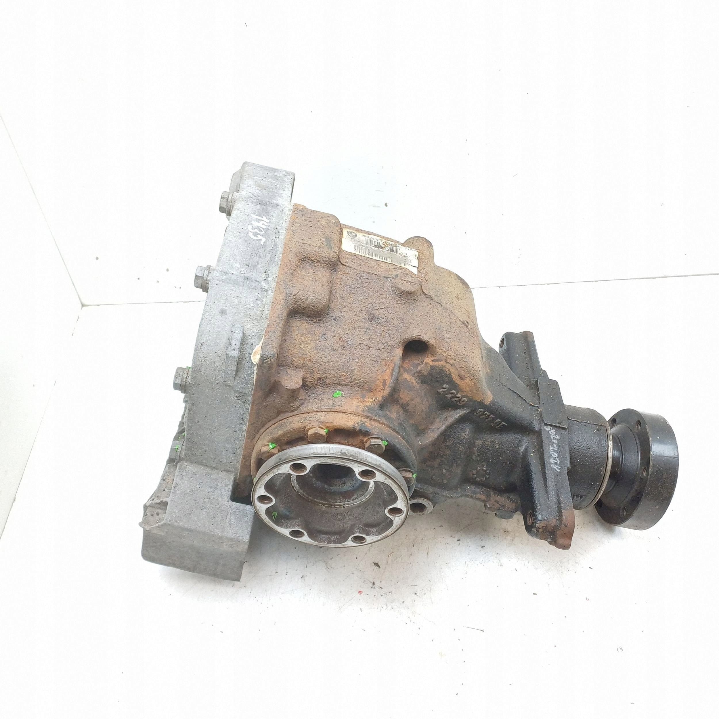 Diferencial trasero BMW M5 2005 2282602 usado 5