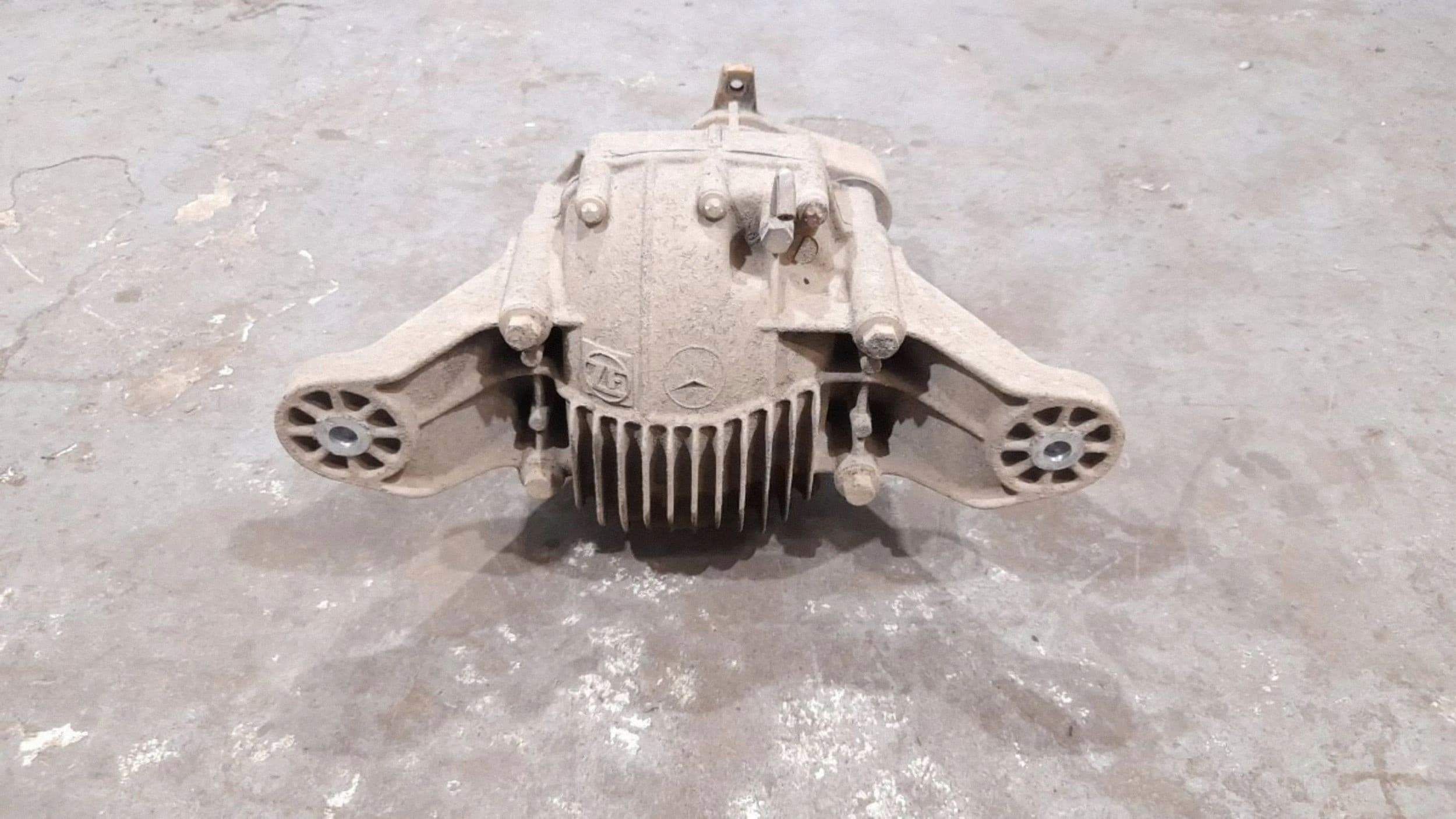 Diferencial Trasero Mercedes-Benz R W251 A1643500314 usado