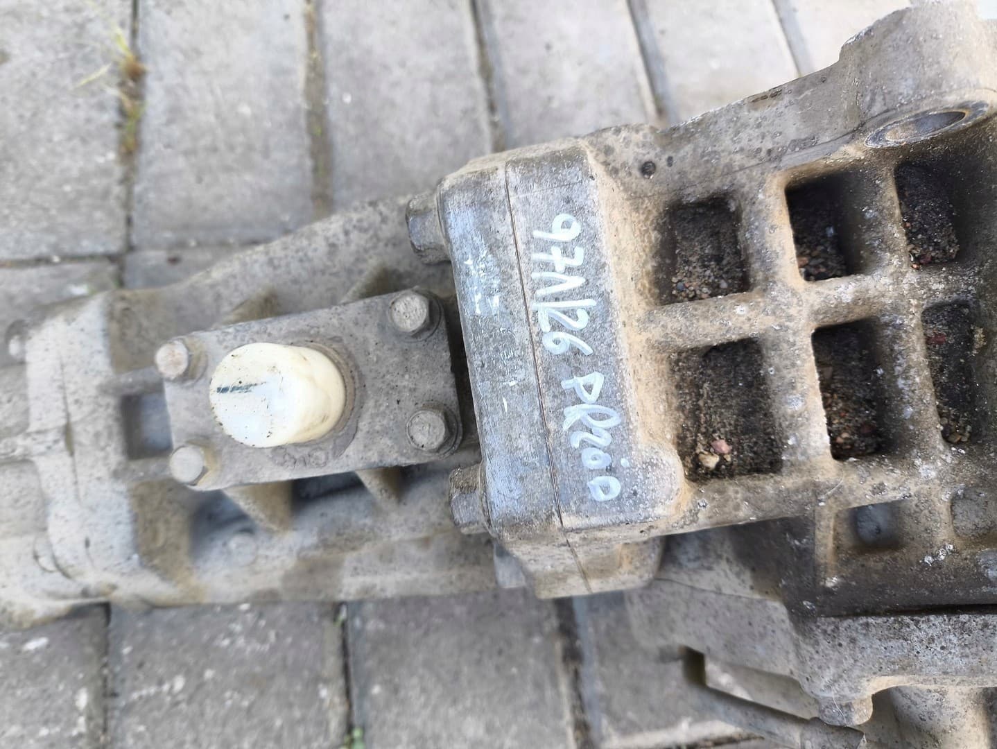 Diferencial Mitsubishi Outlander I 2.0 16V 03 4X4 Delantero usado 3