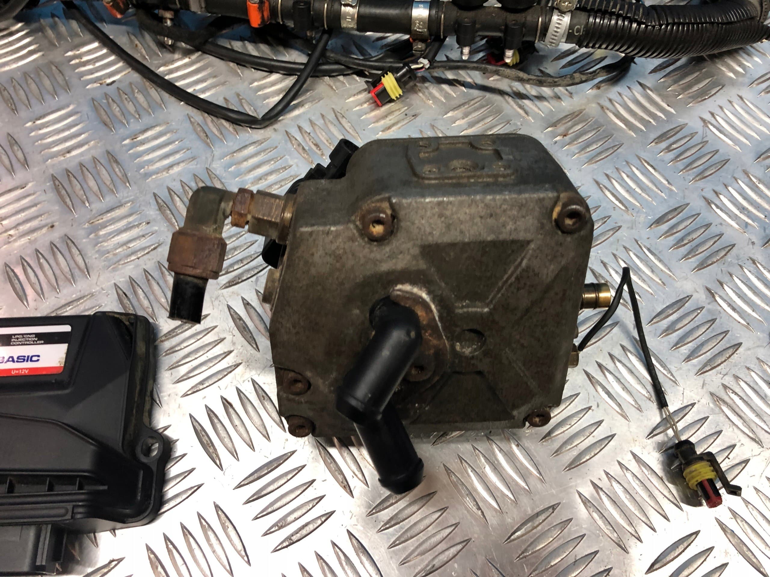 Instalación de Gas Glp Stag para 8 Cilindros V8 usado 9