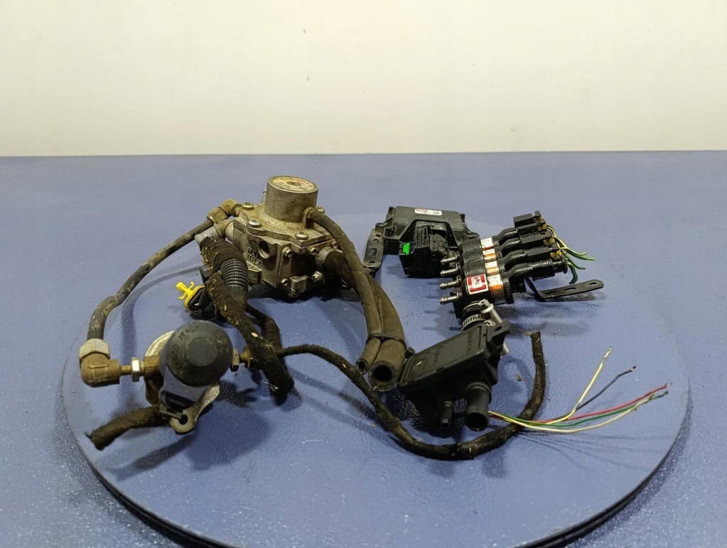Instalación de Gas Brc S32 Evo para Nissan X-Trail T30 01-04 usado