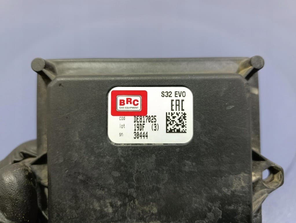 Instalación de Gas Brc S32 Evo para Nissan X-Trail T30 01-04 usado 4