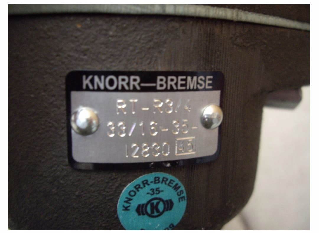 Válvula Knorr Bremse Rt-R3/4 nuevo 2