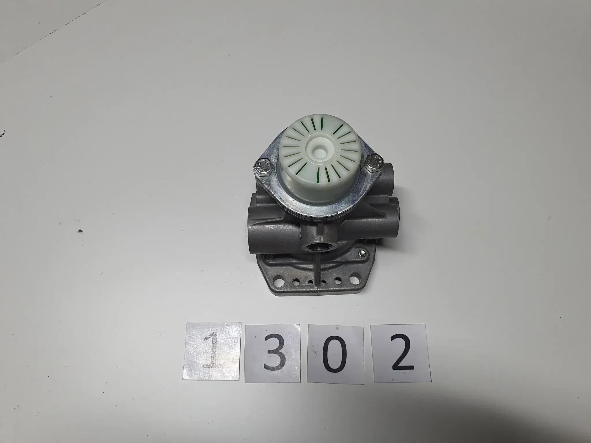 Válvula de Freno de Remolque Knorr-Bremse AS3050A nuevo 8