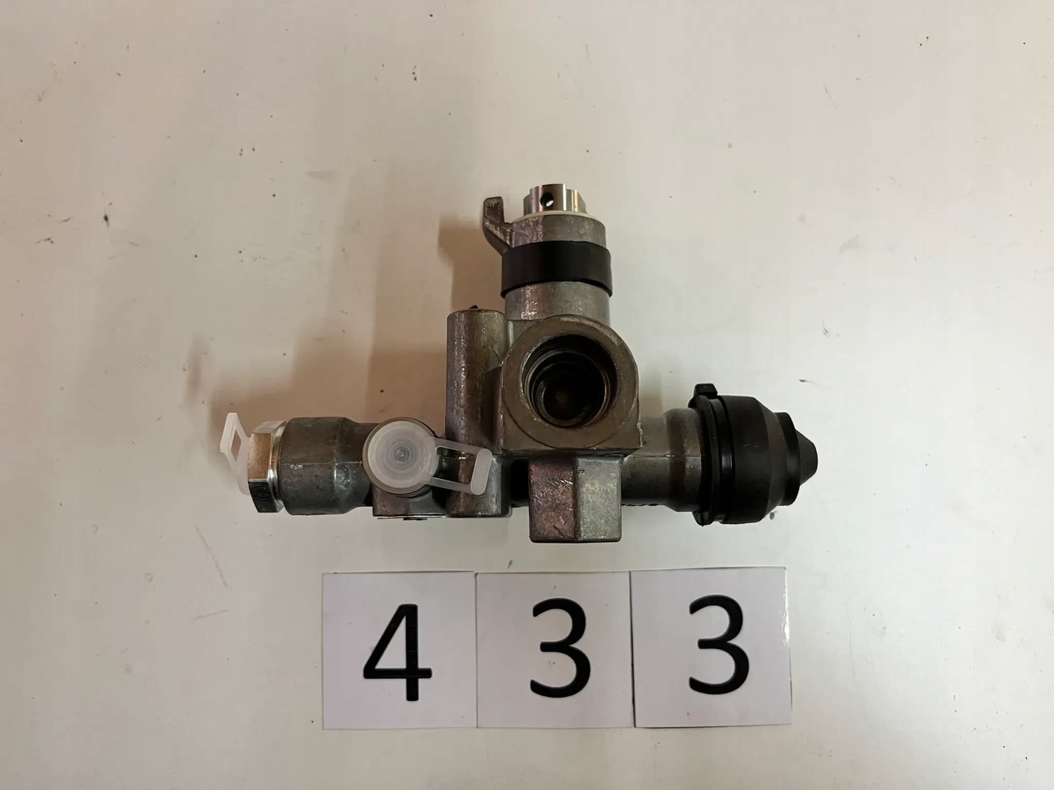 Válvula de Airbag Knorr-Bremse I92715 nuevo 4