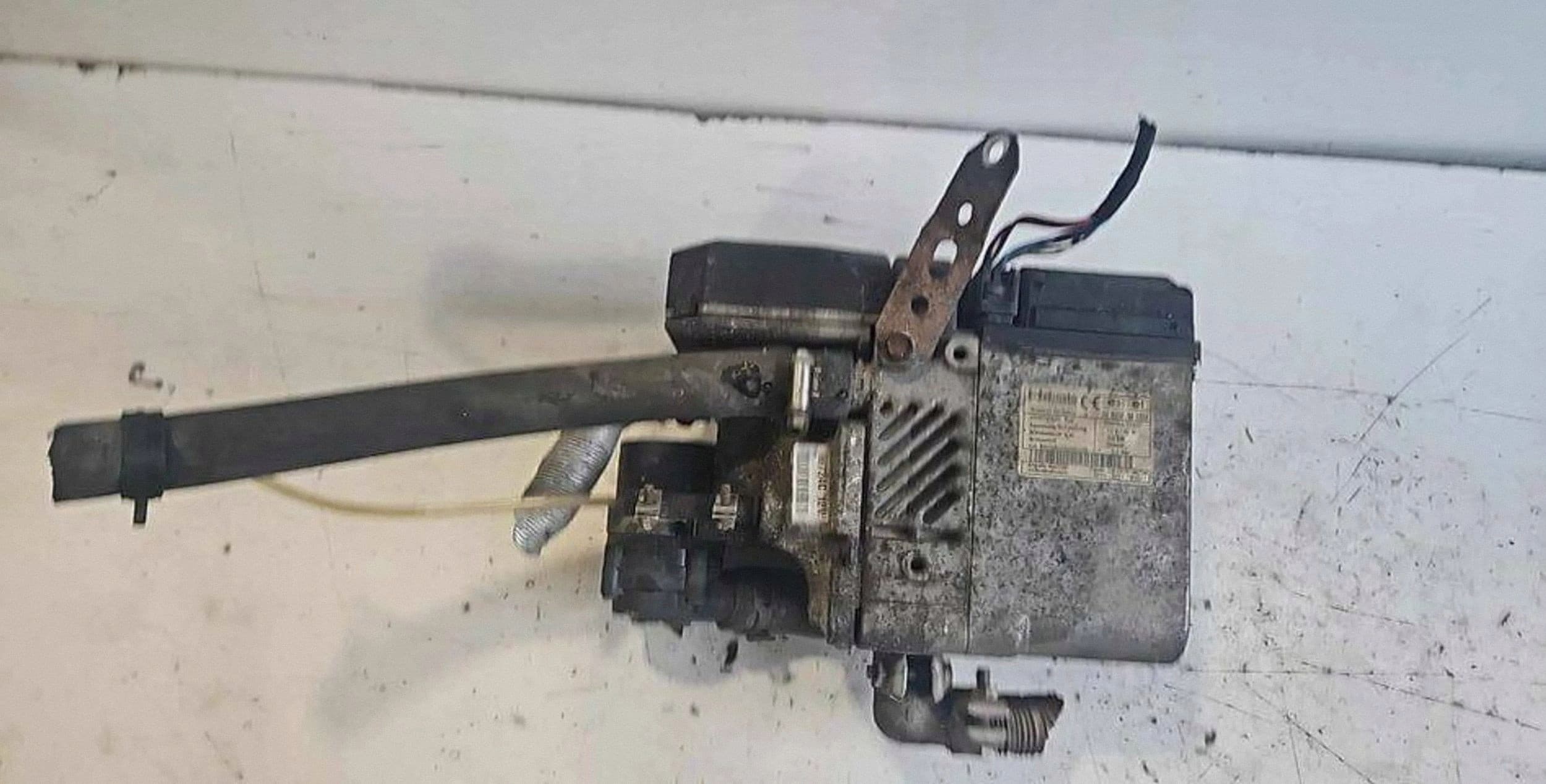 Calefactor estacionario (Webasto) Subaru Impreza Iii 89073N usado 3