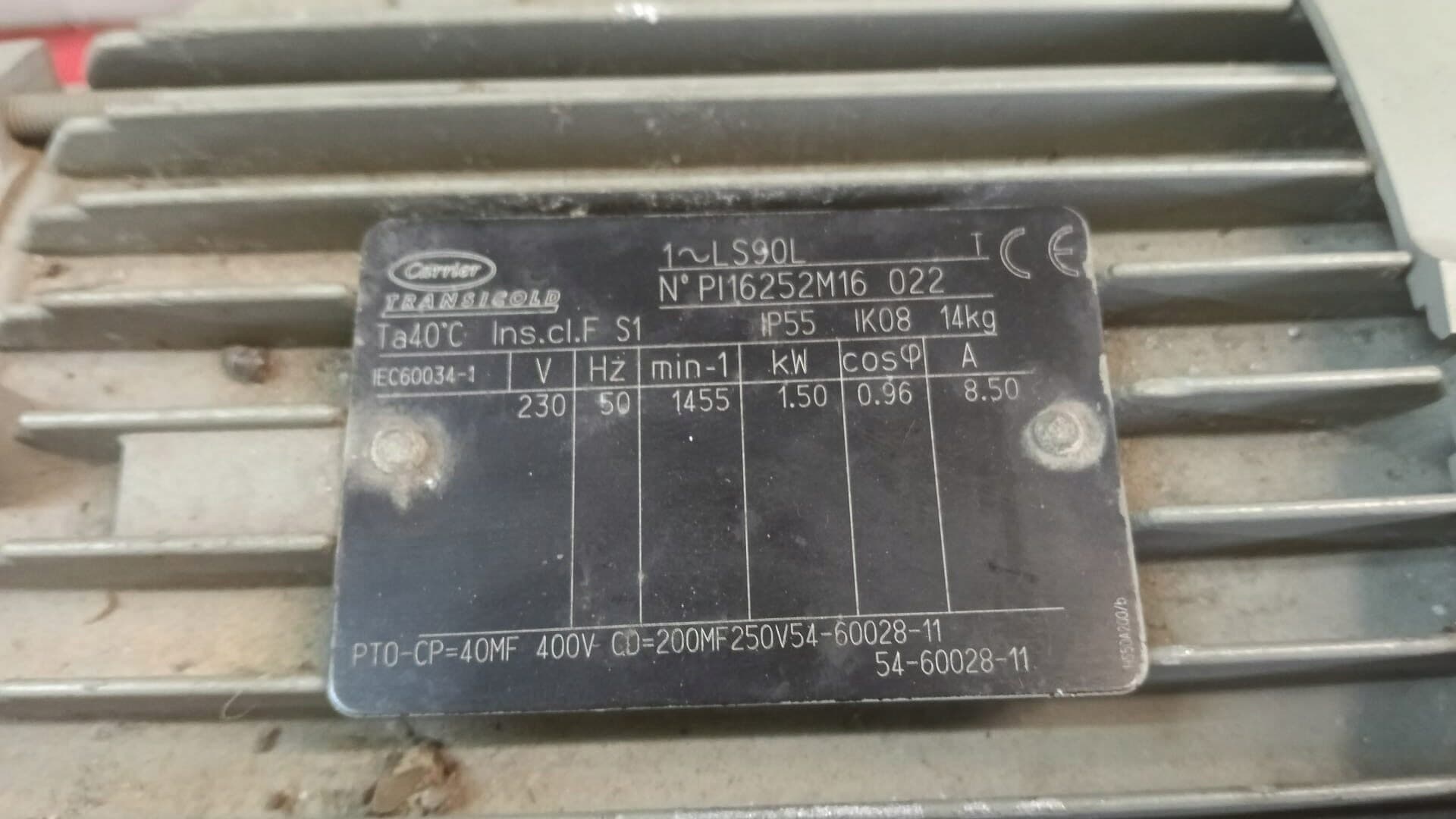 Motor eléctrico Carrier Xarios 230V 54-60028-11 usado 3