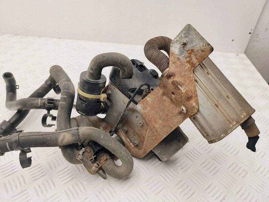 Calefactor estacionario Webasto Mercedes W212 A2125003498 usado 5