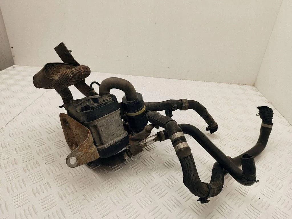 Calefactor estacionario Webasto Mercedes W212 A2125003498 usado 7