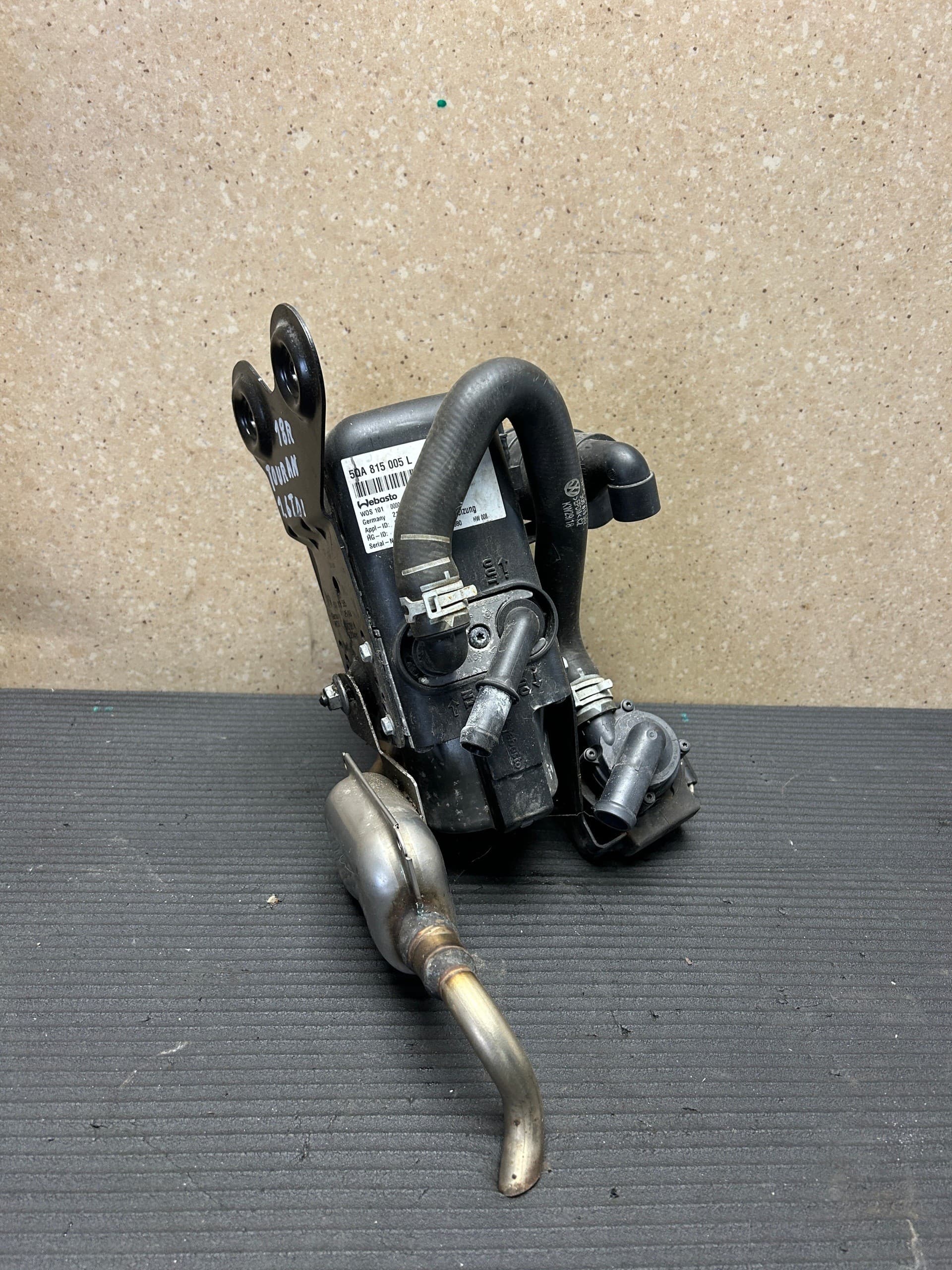Calefactor de estacionamiento Webasto VW Touran 5QA815005L usado