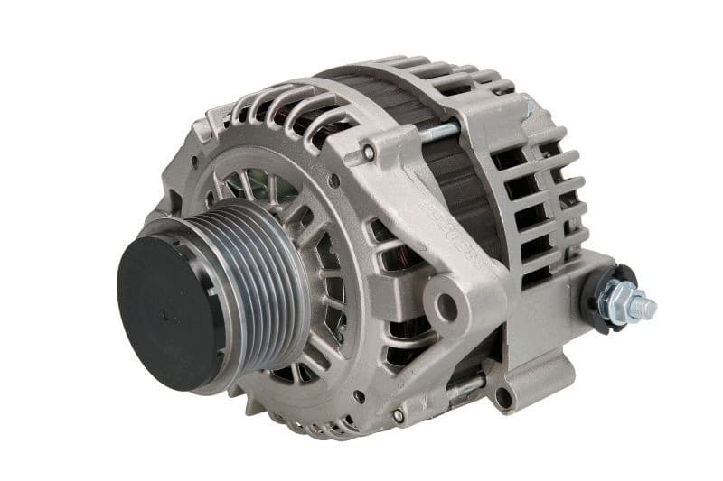 Alternador para Nissan Patrol GR V, Terrano II 3.0D 10.97- reacondicionado