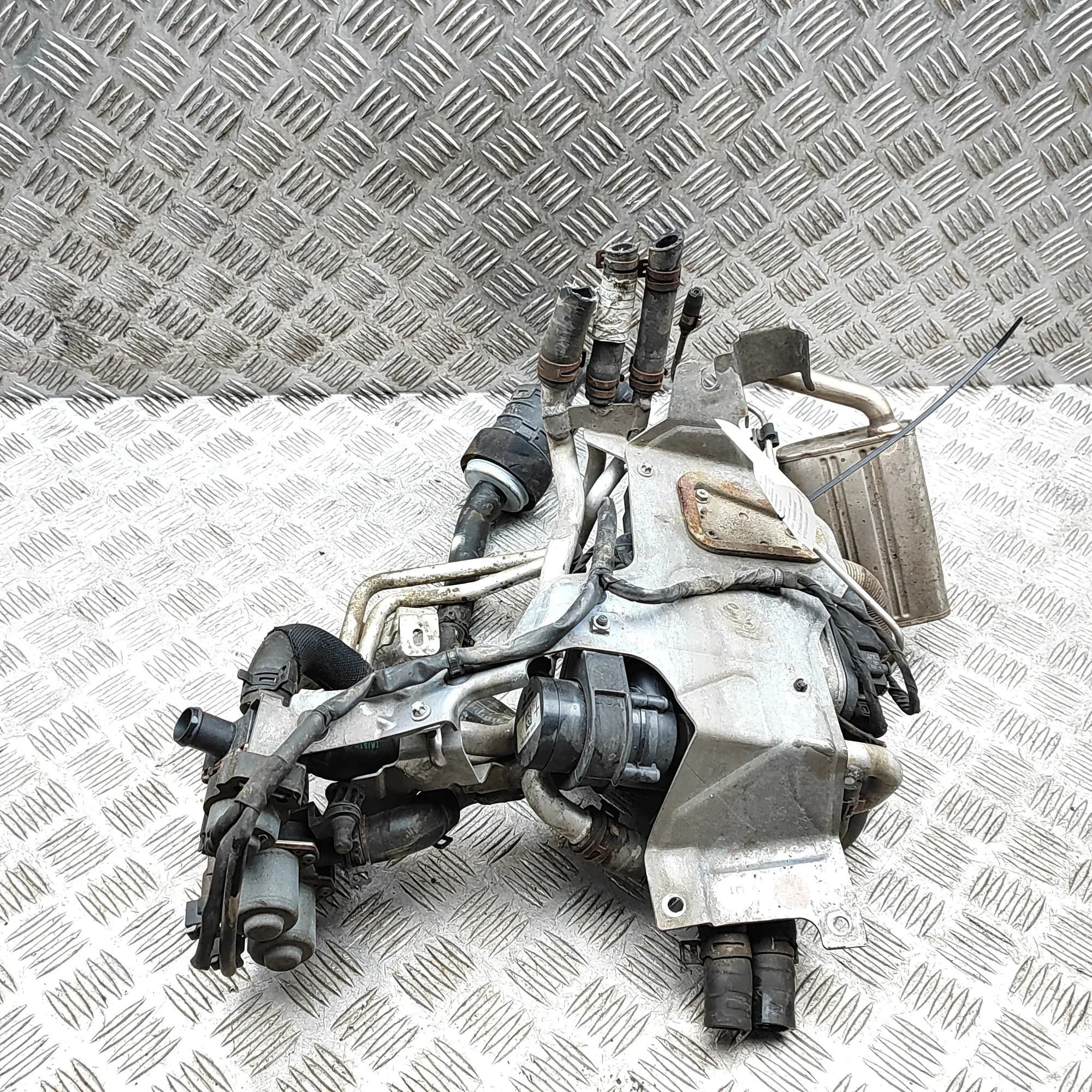 Webasto Mercedes-Benz S (W222, V222, X222) A2225001098 4.7L 335kw usado 4