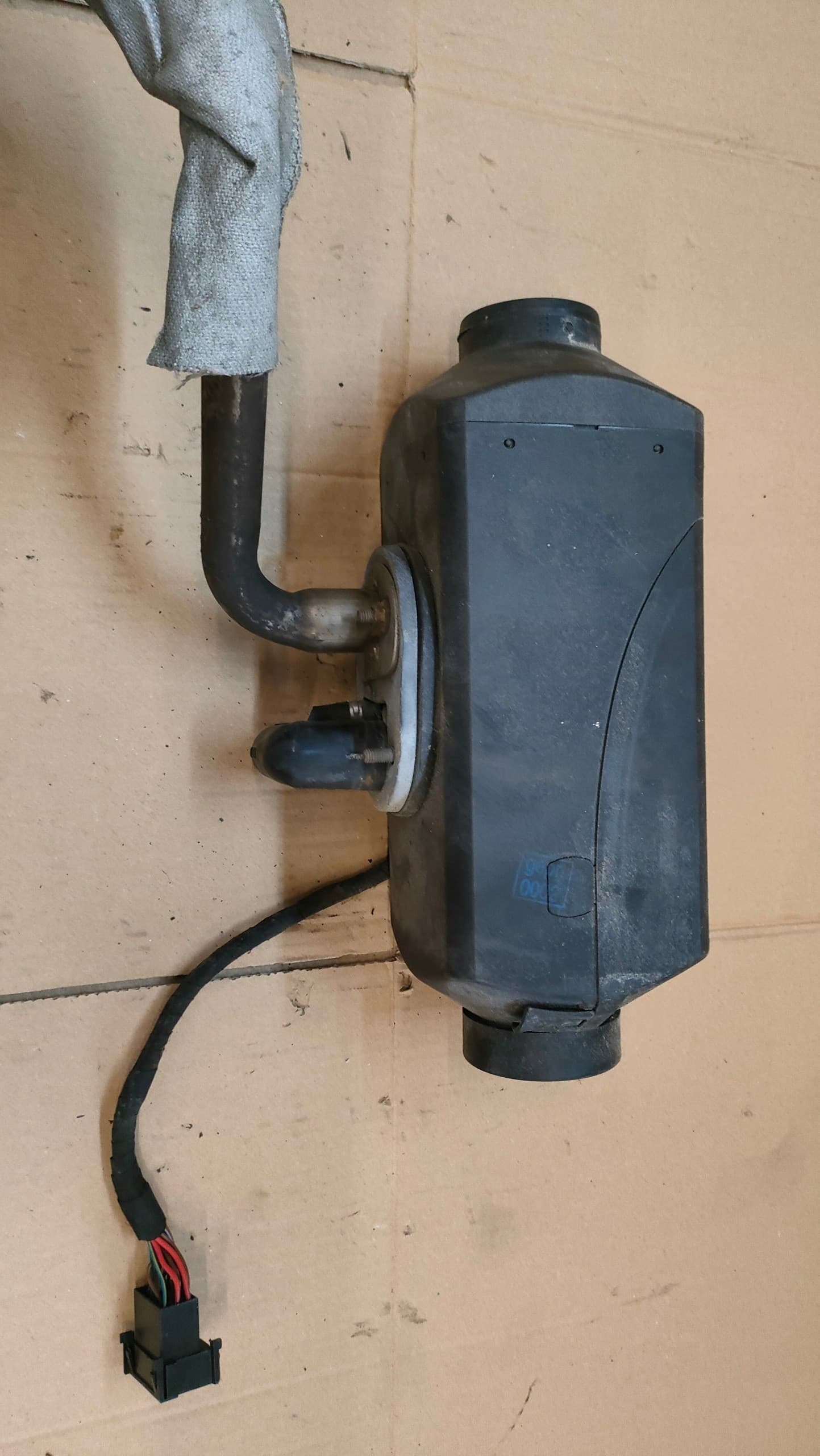 Calefactor estacionario Eberspächer Airtronic D2 24V usado 3