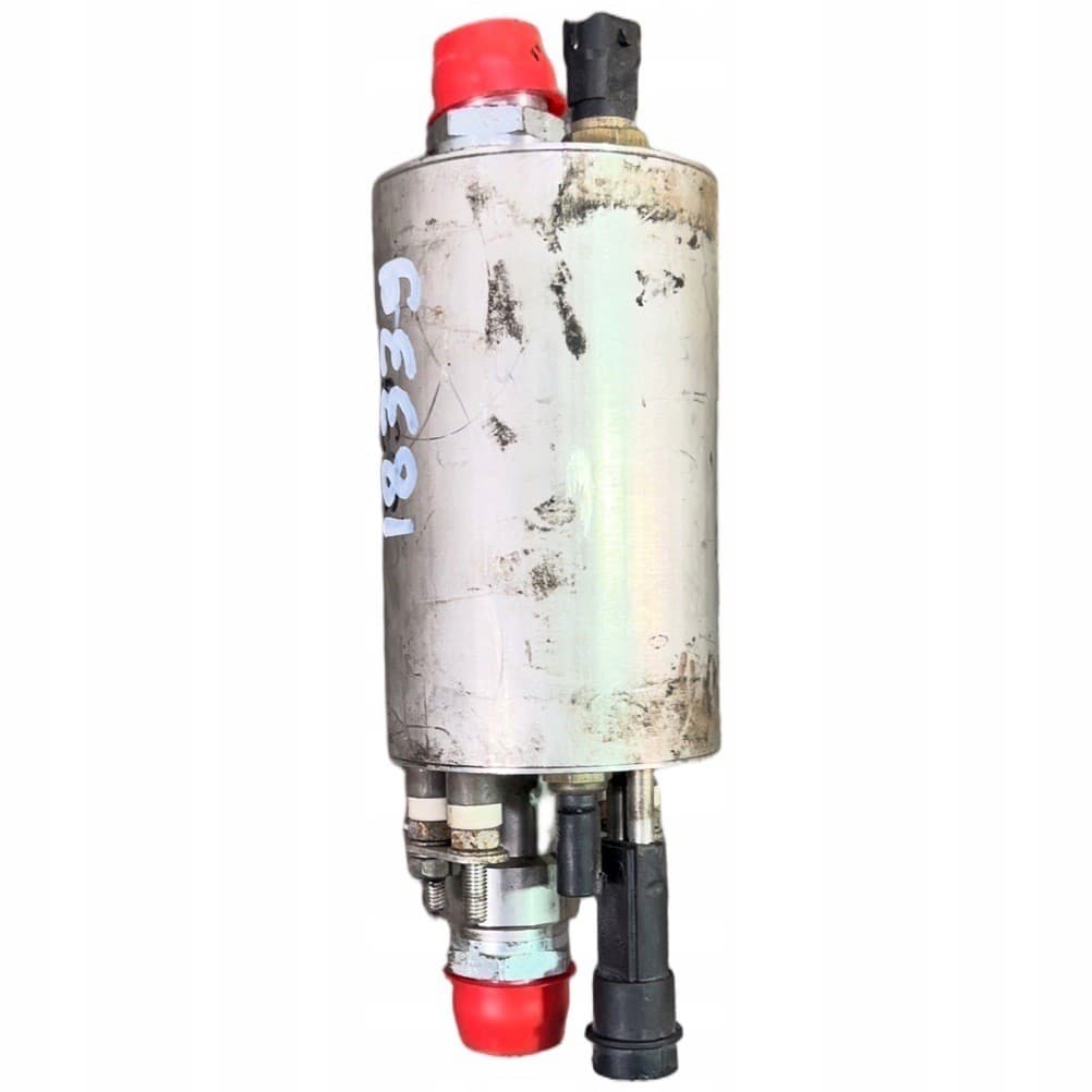 21325058 Volvo Calentador de agua usado 8