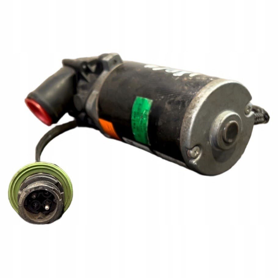 Bomba de Circulación de Refrigerante Volvo 1302710A usado 6