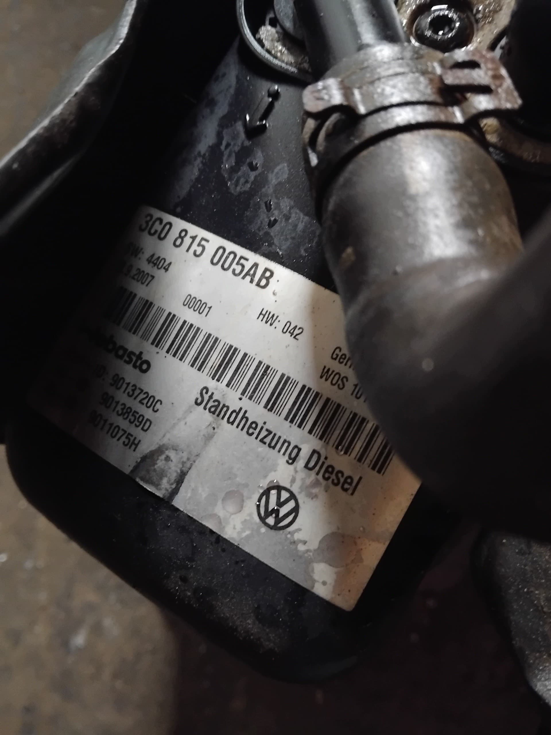 Calefactor estacionario Webasto VW Passat 3C0815005Ab usado 3