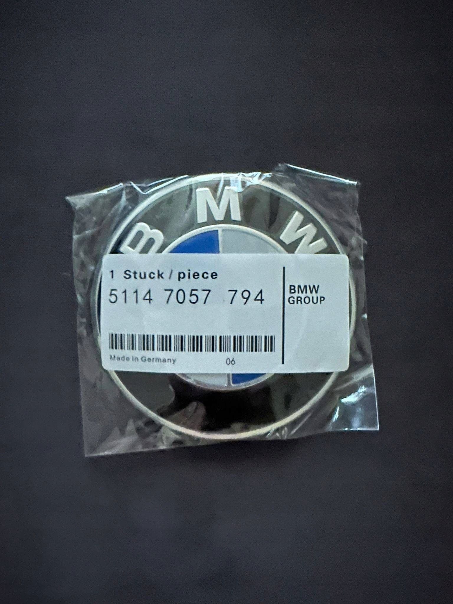 Emblema BMW 51147057794 nuevo